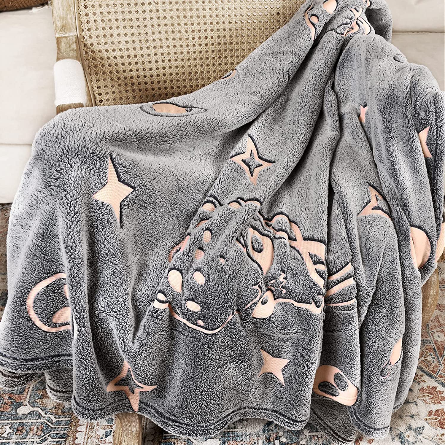 Price:$76.98 Cheese Board and Knife Sets with Double Side Marble Slab and Glow in The Dark Throw Alien Pattern Blankets Gifts for Thanksgiving Birthday Halloween Christmas: Home & Kitchen