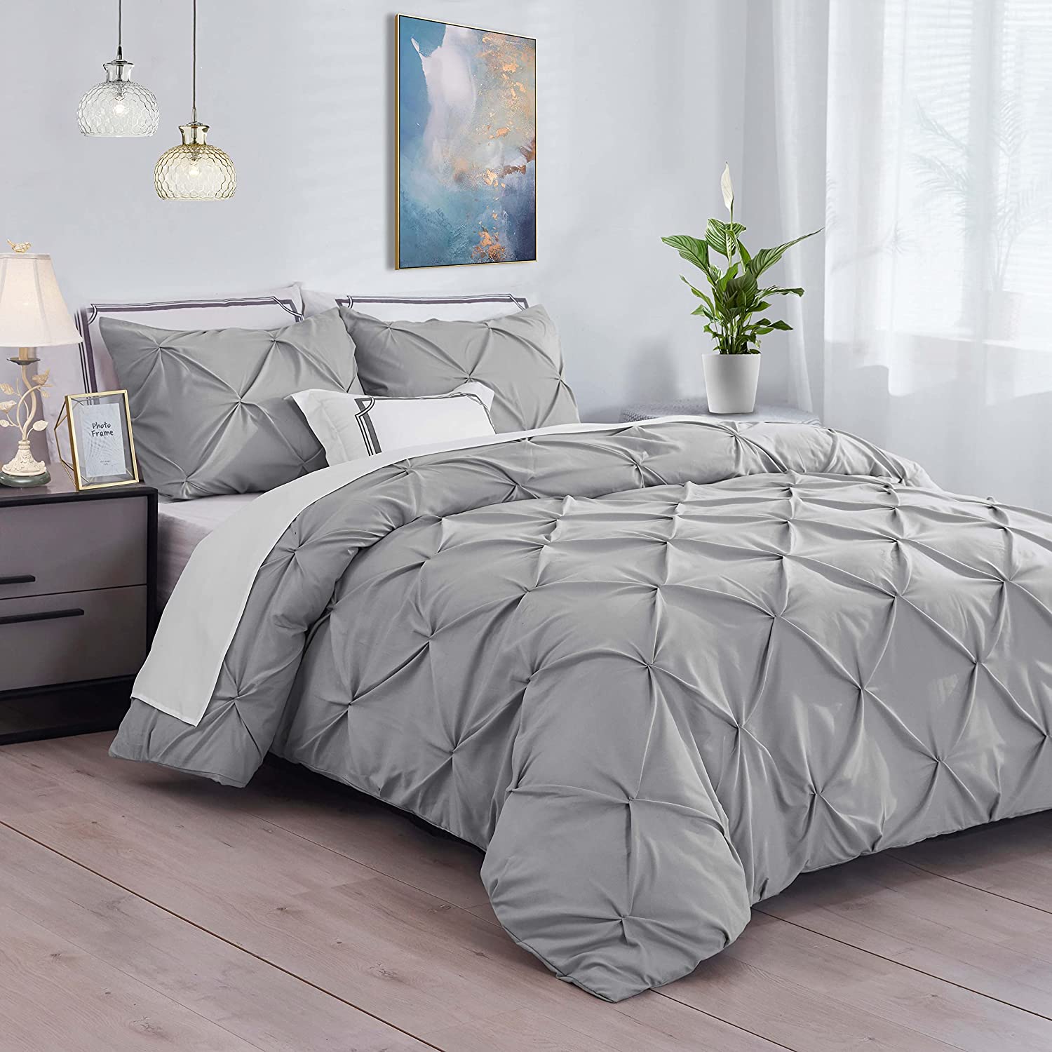 Price:$30.99 Pinch Pleat Queen Duvet Cover Set 3 Pieces with Zipper Closure & Corner Ties, Solid Color-Soft and Breathable : Home & Kitchen