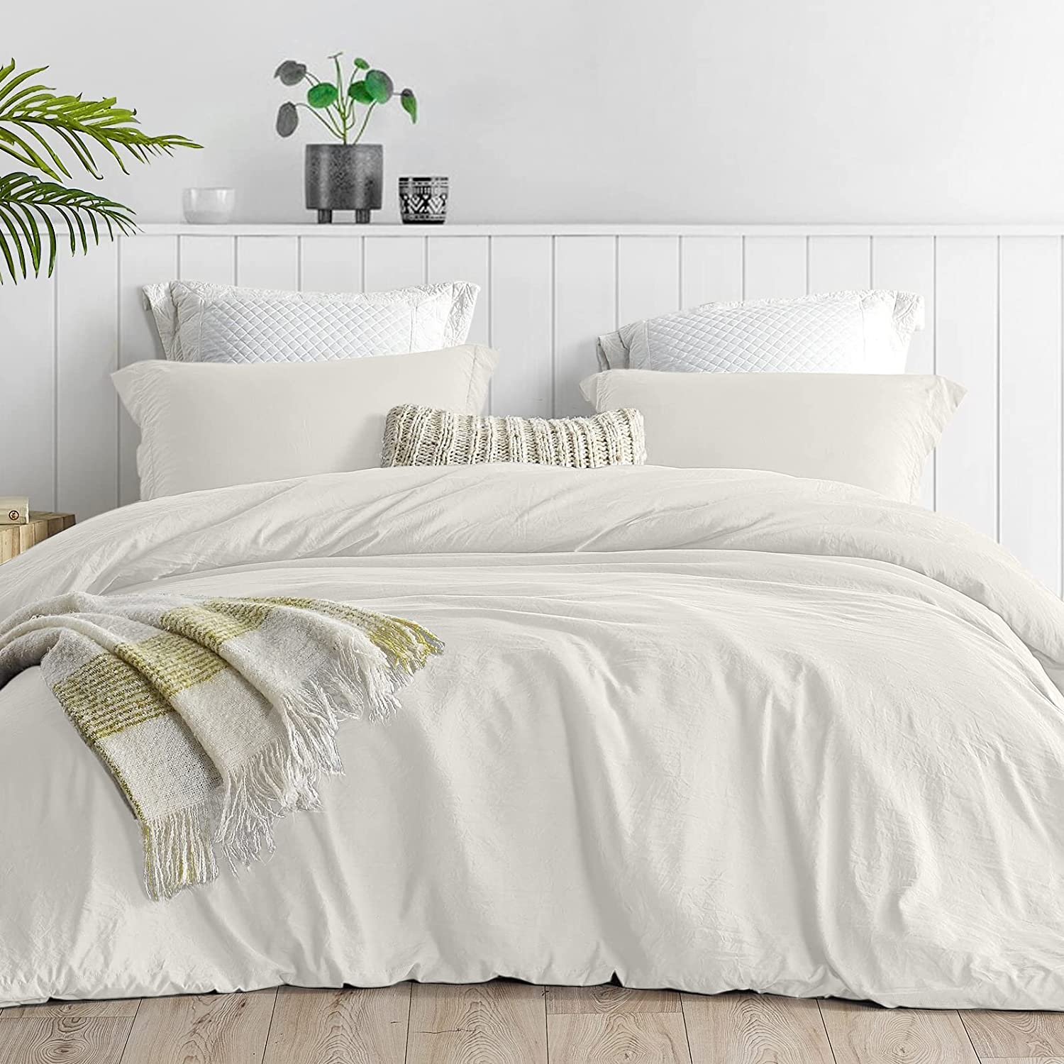 Price:$32.99 Duvet Cover Set King Size 3 Pieces (1 Duvet Cover + 2 Pillow Shames) Ultra Soft Washed Microfiber, Comforter Cover with Zipper Closure, 8 Corner Ties : Everything Else