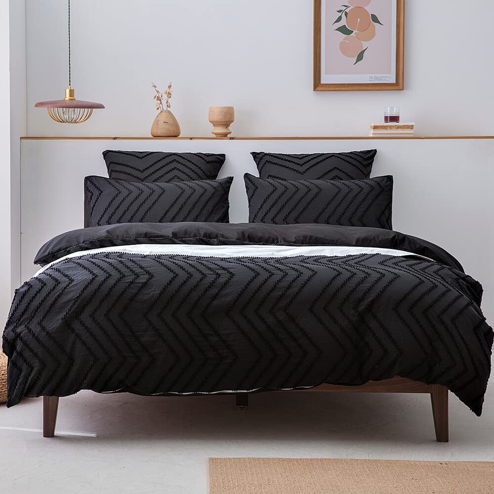 Price:$46.99 Duvet Cover Queen Size Set;Wave Jacquard Geometric Shabby Chic Duvet Cover Queen Size;Soft and Durable Quilt Cover Suitable for All Seasons (Black/hws-Queen) : Home & Kitchen