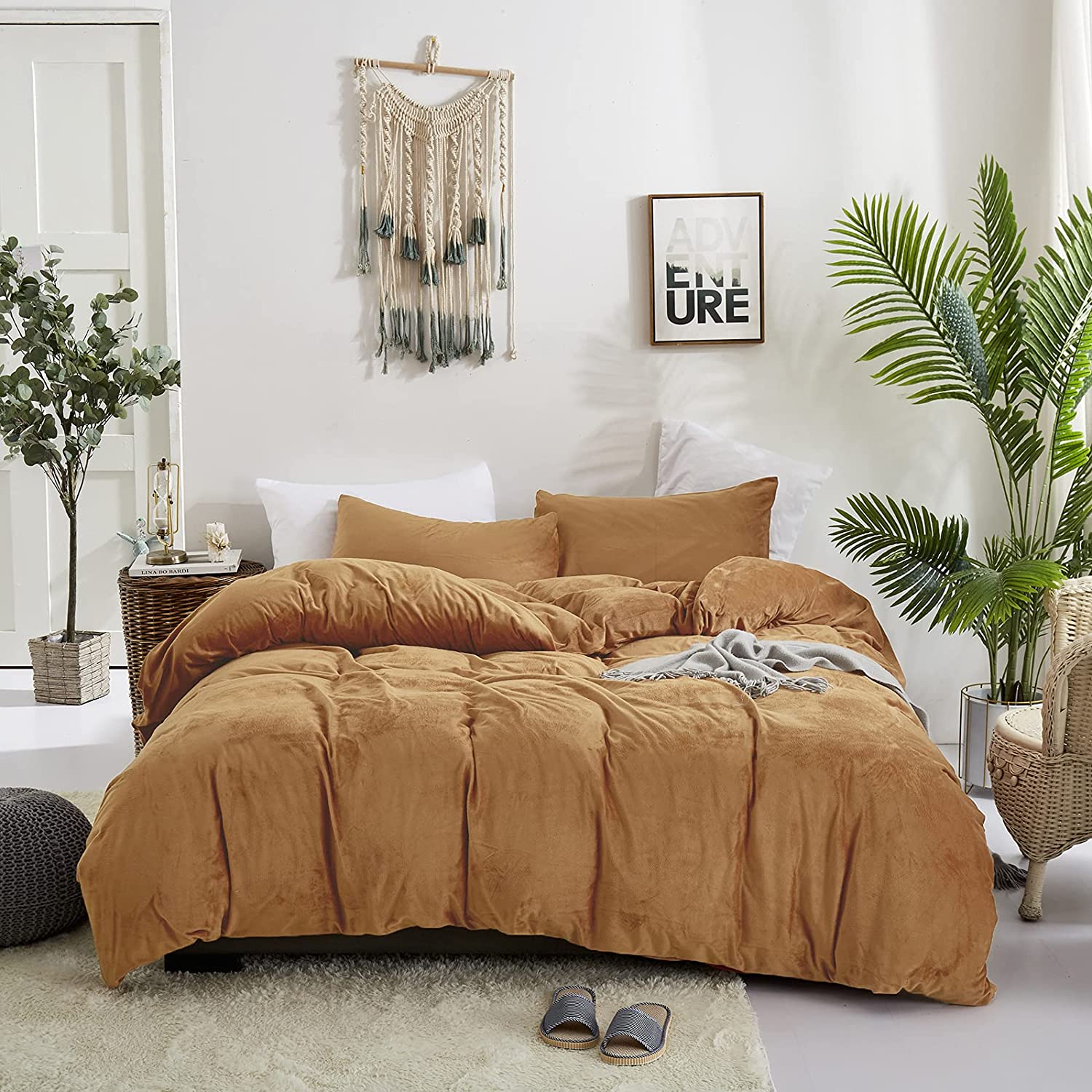 Price:$63.99 Pumpkin Flannel Duvet Cover Set Queen Rust Flannel Plush Fluffy Bedding Cover Set Full Terracotta Thick Warm Solid Color Bright Pumpkin Duvet Cover Set with 2 Pillowcases : Home & Kitchen