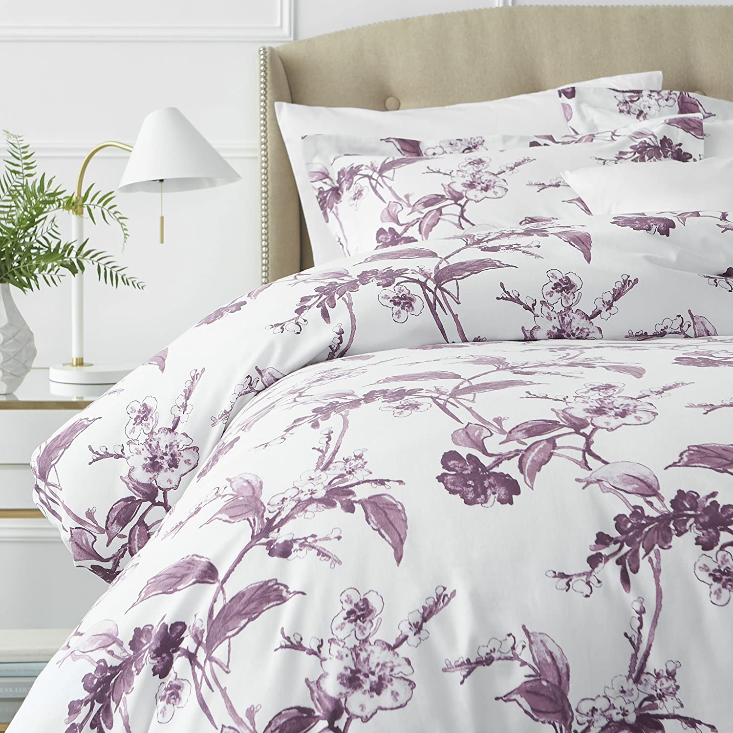 Price:$87.99 Brand – Pinzon Signature 190-Gram Cotton Heavyweight Velvet Flannel Duvet Cover Set, King, Floral Amethyst