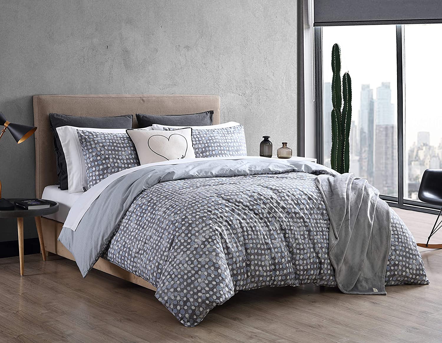 Price:$106.59 Ellen DeGeneres Soledad Duvet Cover Set, King, Grey : Home & Kitchen