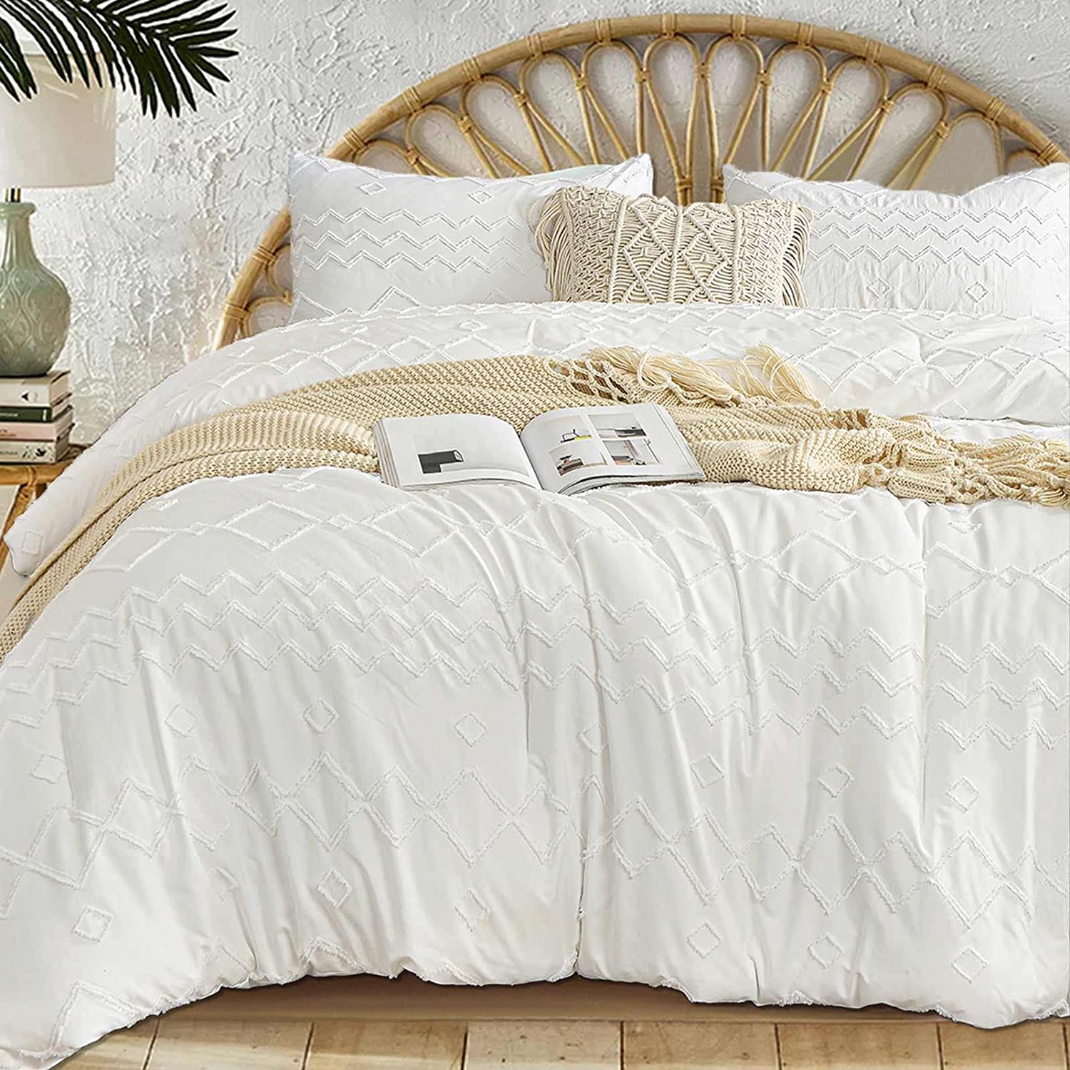 Price:$58.99 King Comforter Set White Tufted Jacquard Boho Soft Shabby Chic Reversible Down Alternative Microfiber Bedding - Duvet and 2 Pillowcases Farmhouse Modern Bed Sets Women Men Size 104 x 90 3pc : Home & Kitchen