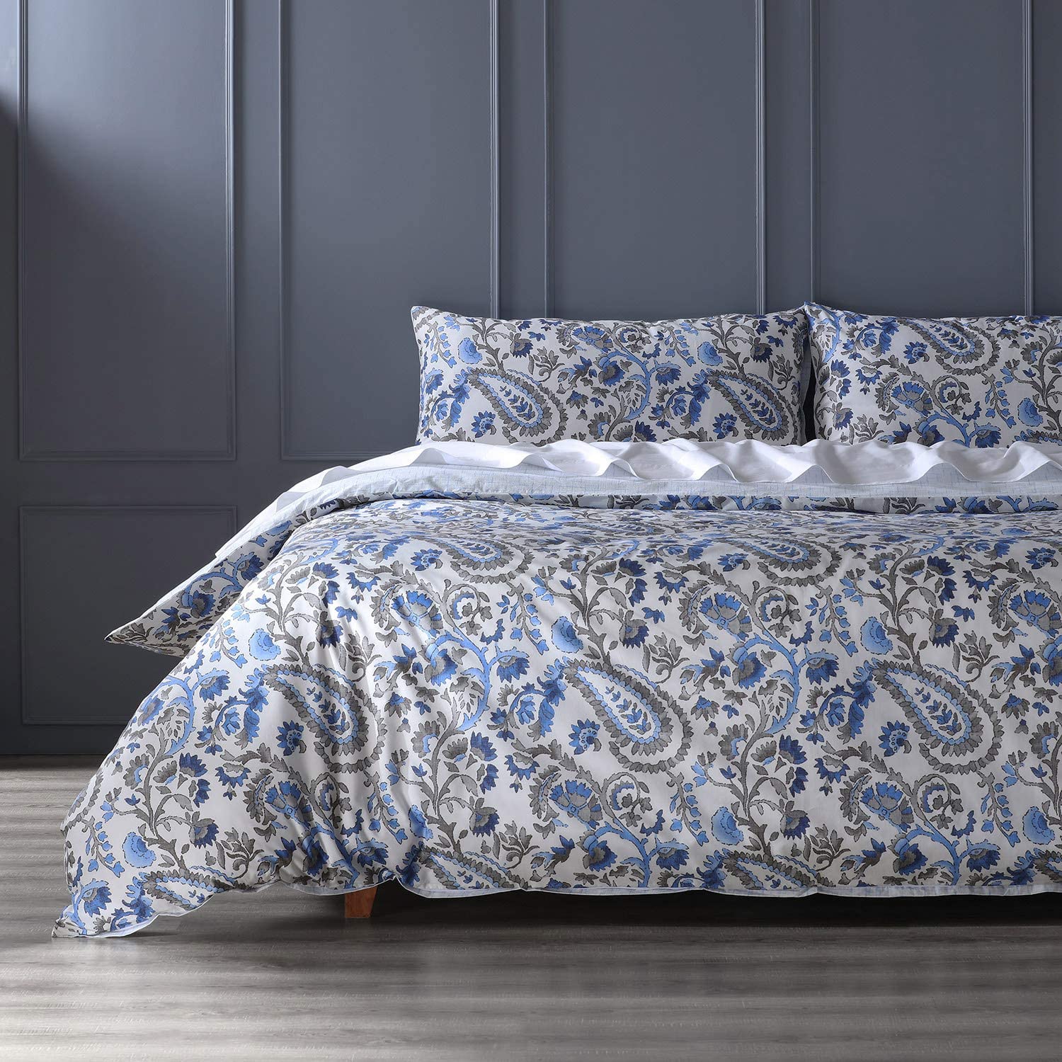 Price:$89.45 Fabrics Furnishings Cheshire Blue Cotton Percale Printed Reversible Duvet Cover Set, King : Home & Kitchen