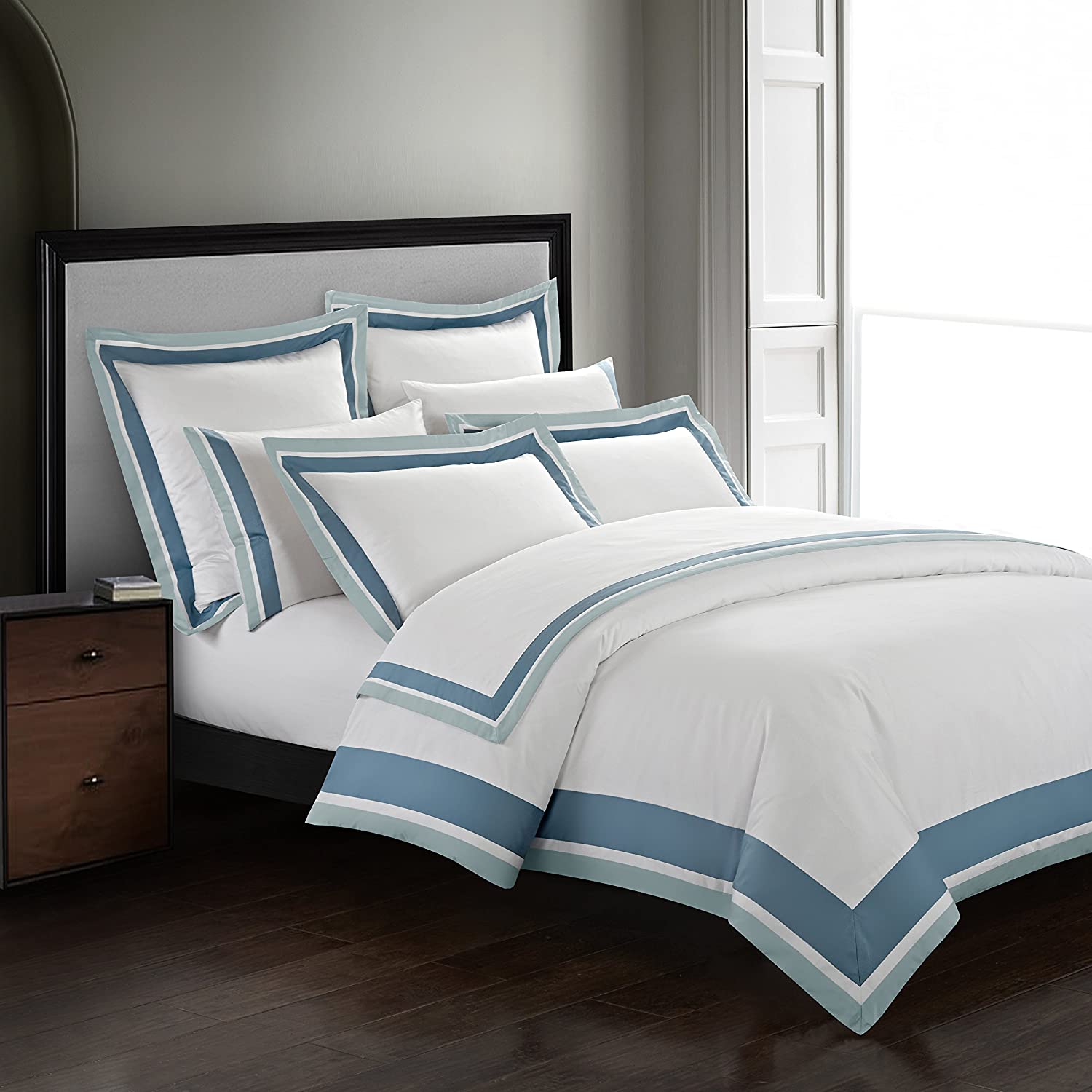 Price:$144.90 Shading 3 Pieces Do Not Include Filling Duvet Cover Set 100% Egyptian Cotton Sateen Luxury 400TC Frame Patchwork Button Closure and Corner Ties White/Blue/Sapphire (Queen) : Home & Kitchen