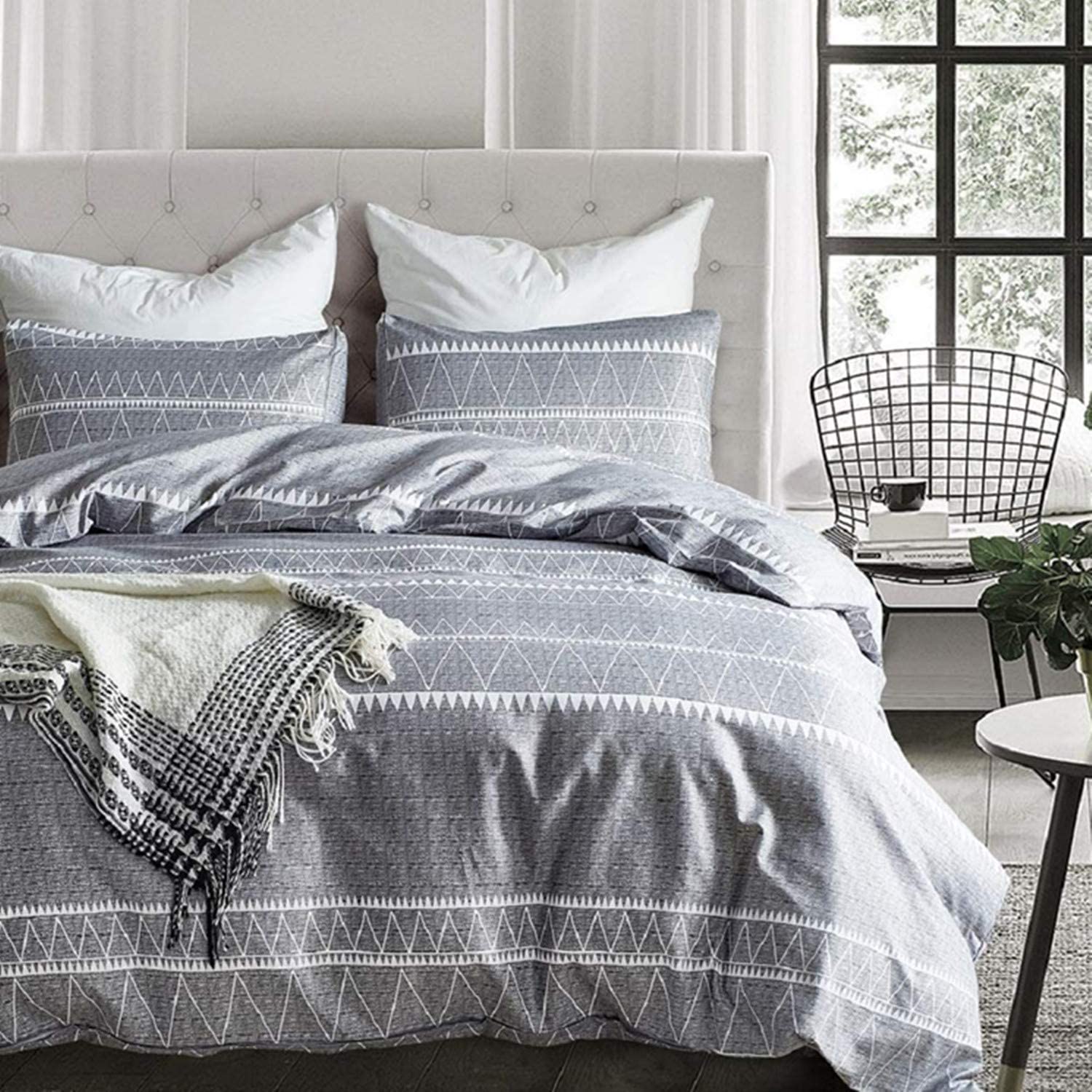Price:$25.99 Duvet Cover Set with Zipper Closure 3 Pieces (1 Duvet Cover + 2 Pillow Shams) Ultra Soft Microfiber - Queen Size : Home & Kitchen