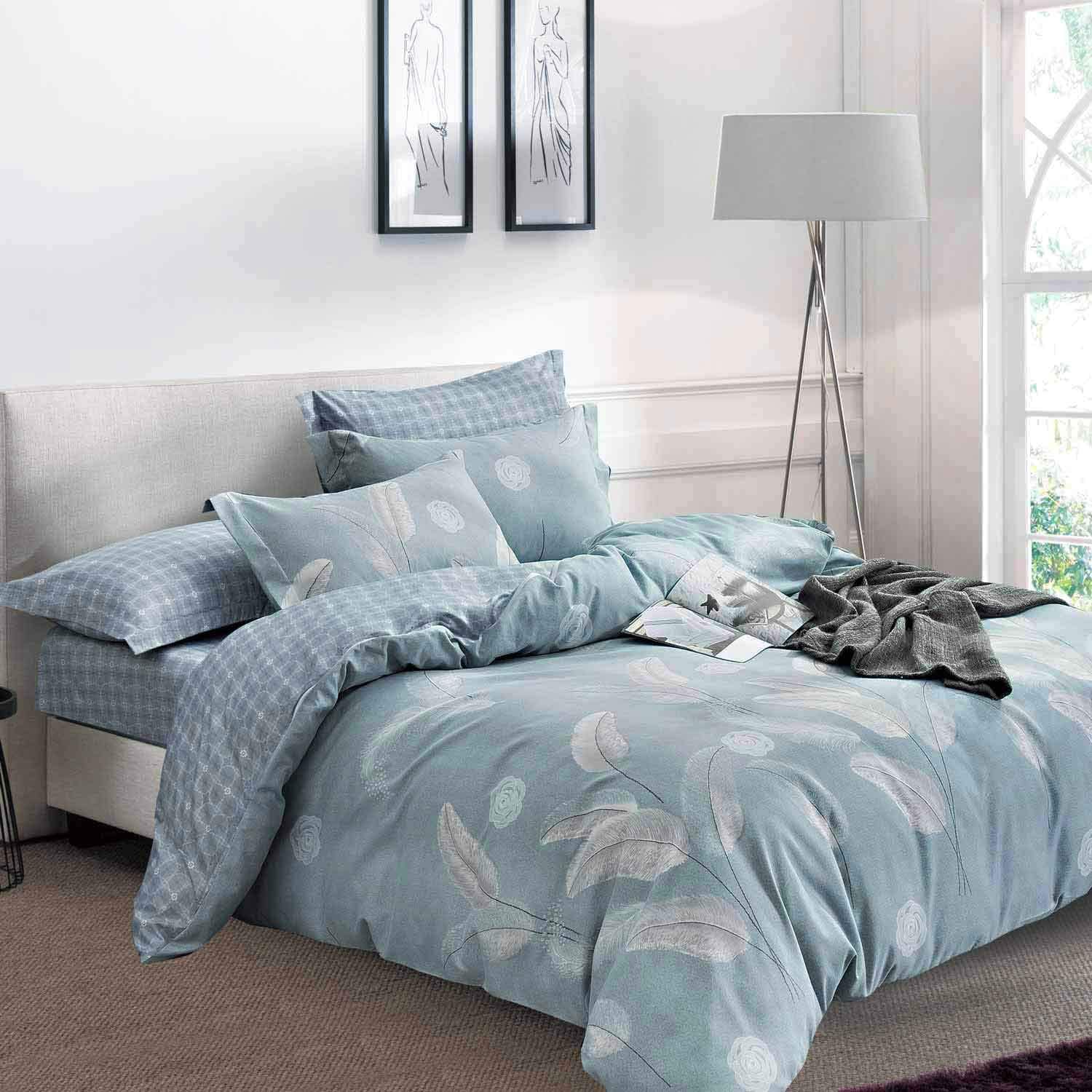 Price:$26.99 Duvet Cover Queen Set 3PC - Light Blue and White Leaf Floral Leaves Print Patter 90x90 Soft Luxury Microfiber Quilt Cover with Zipper Closure, Ties - Country Farmhouse Modern for Men Women : Home & Kitchen