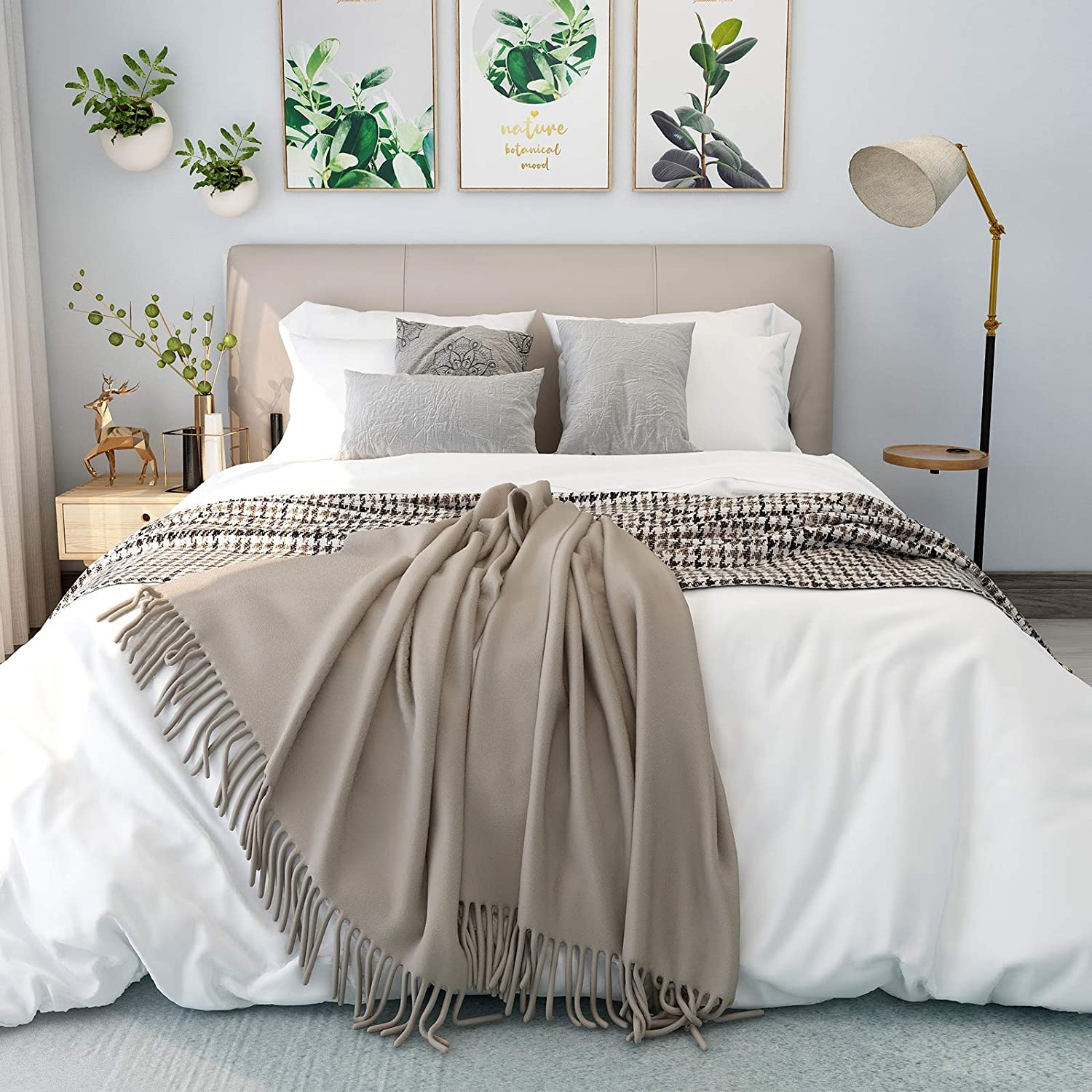 Price:$19.99 Duvet Cover Sets 3 Pieces, Zipper Closure Soft Microfiber Comforter Cover, White (King Size) : Home & Kitchen