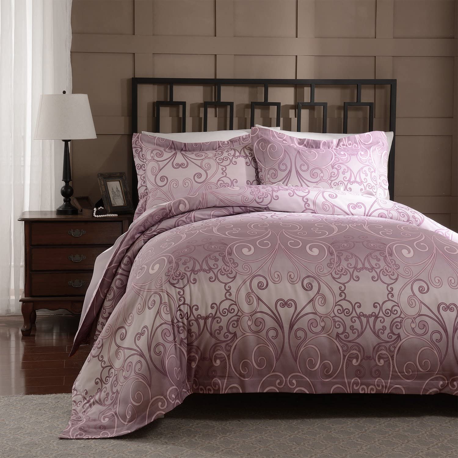 Price:$24.99 100% Microfiber Polyester Rose Pink King Duvet Cover Set, Palace Paisley Printed Pattern, 3 Piece - 1 Comforter Cover and 2 Pillowshams (King) : Home & Kitchen
