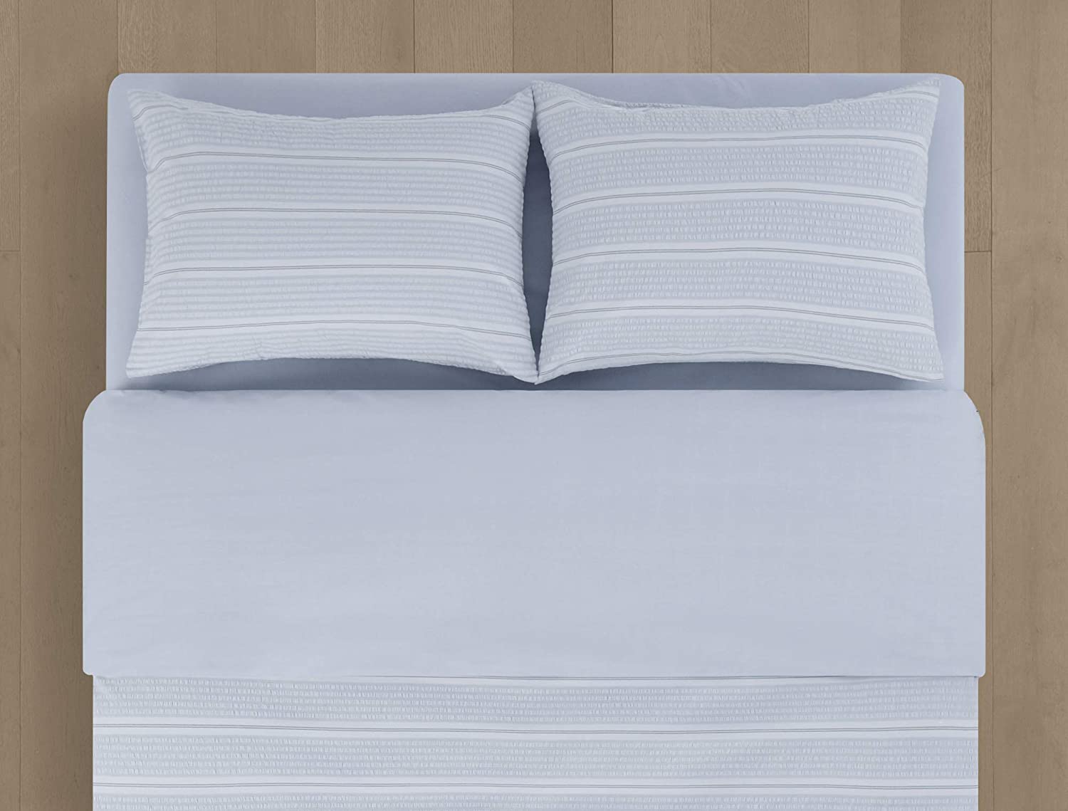 Price:$133.93 Klein Seersucker Duvet Cover Set King Artic Ice : Home & Kitchen
