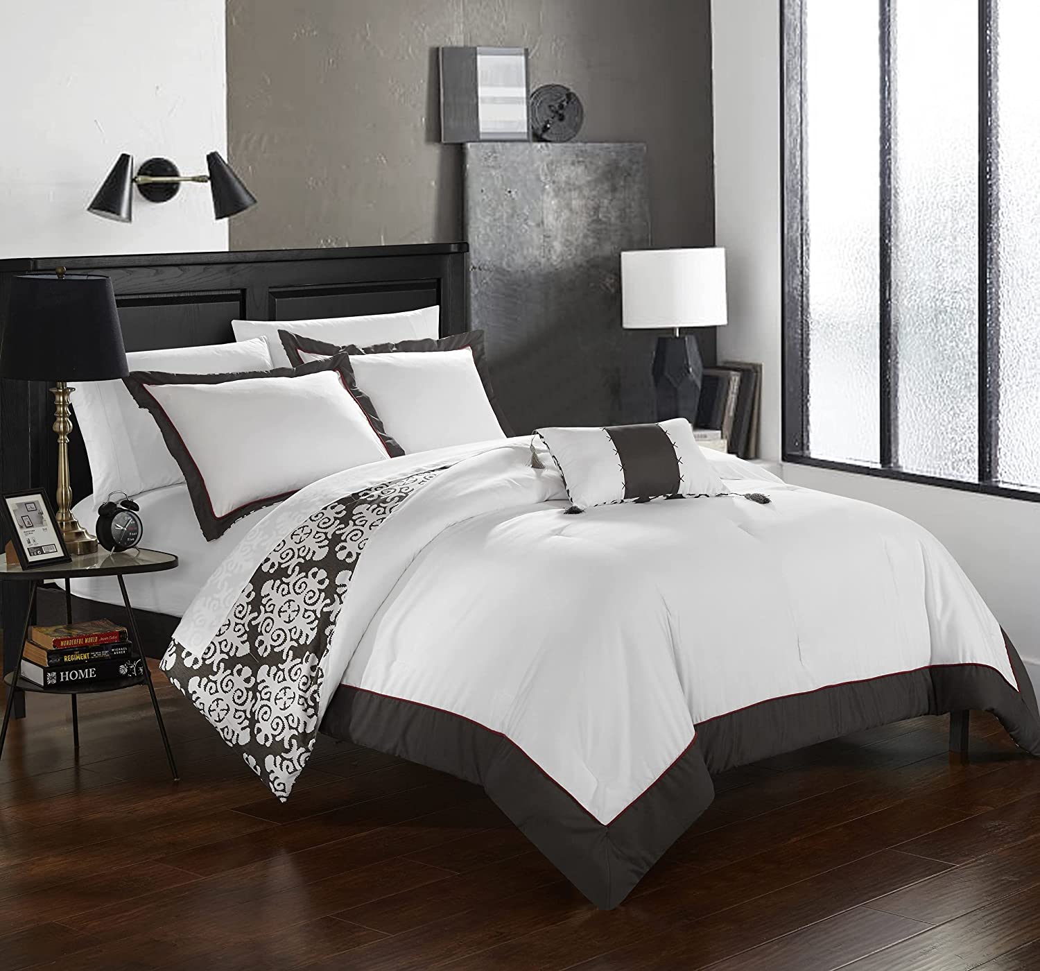 Price:$45.75 Home DS2066-AN 4 Piece Trina and White Reversible Medallion Printed Plush Hotel Collection Duvet Cover Set, Queen, Grey : Home & Kitchen