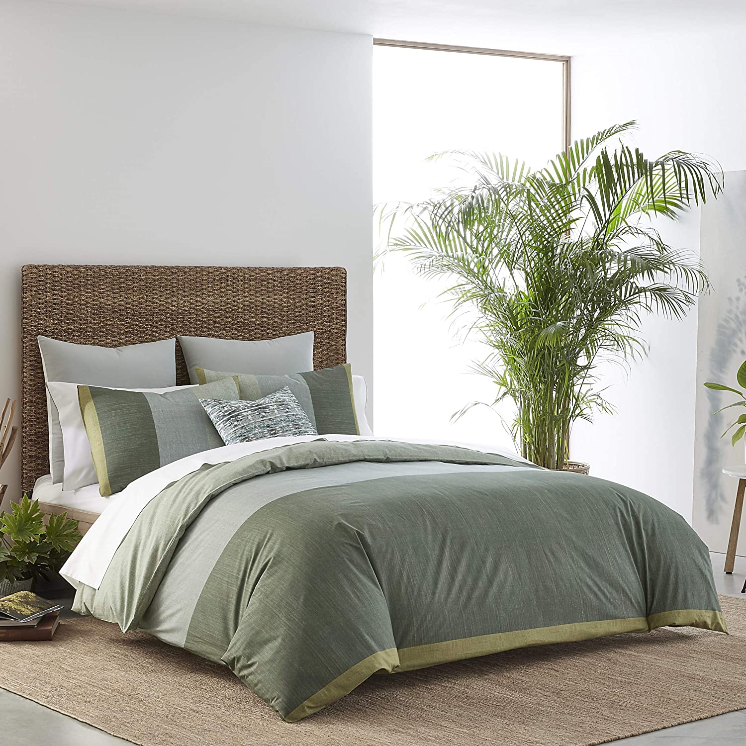 Price:$82.32 Chambray Color Block Green King Duvet Cover Set : Home & Kitchen