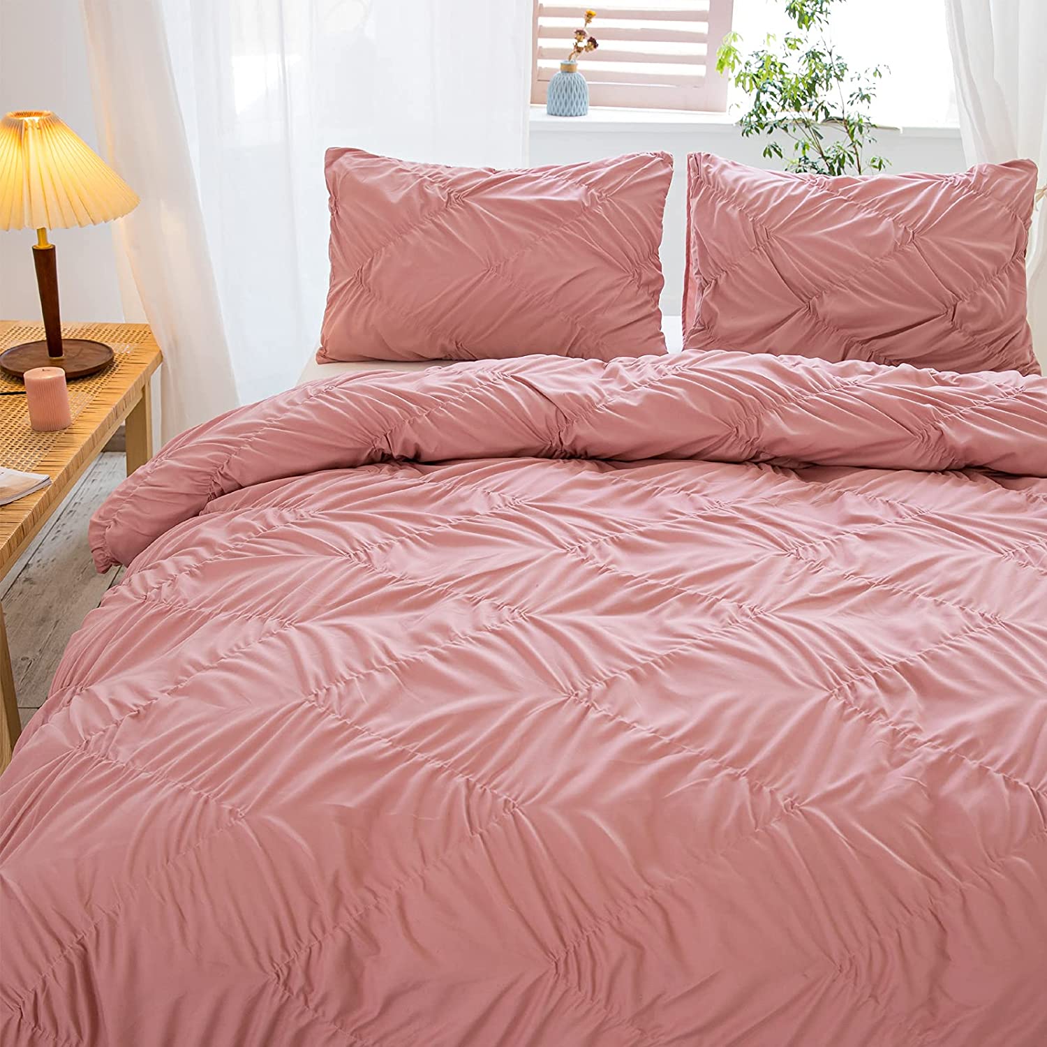 Price:$29.99 Romantic Wave Pattern Luxury Tufted Chenille Softly Duvet Cover Microfiber Bright Solid Color Warmly Bedding Set with Pinch Pleated Pillow Case -No Comforter (Pink, Queen) : Home & Kitchen