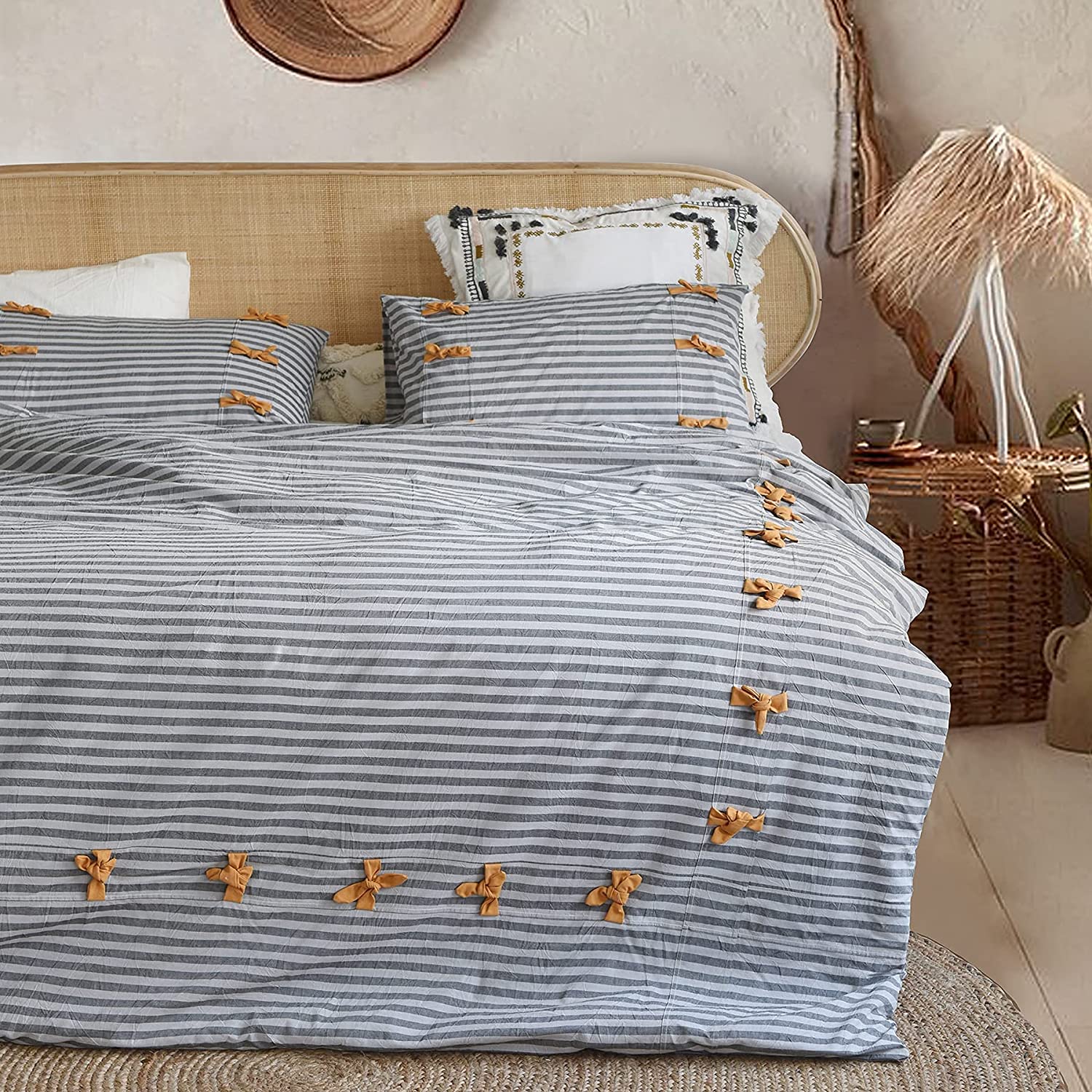 Price:$59.90 Duvet Cover Queen Sets Bow Quilt Cotton Comforter Boho Bedding Sets 3 Piece : Home & Kitchen