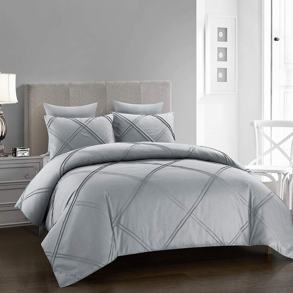 Price:$34.99 Bedding Duvet Cover 3 Pieces Set Zipper Closure, Ultra Soft Microfiber Duvet Cover Queen Bedding - 90"x90" (Grey) : Home & Kitchen