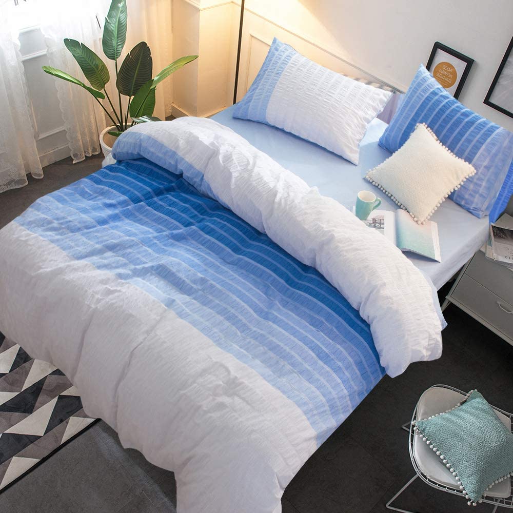 Price:$59.99 Seerscuker Duvet Cover Set King,100% Cotton Seersucker Duvet Cover Set,Yarn Dyed Stripe Bedding Set ,3 Pieces- King,Blue and White ,Packed in Self - Fabric Bag : Home & Kitchen