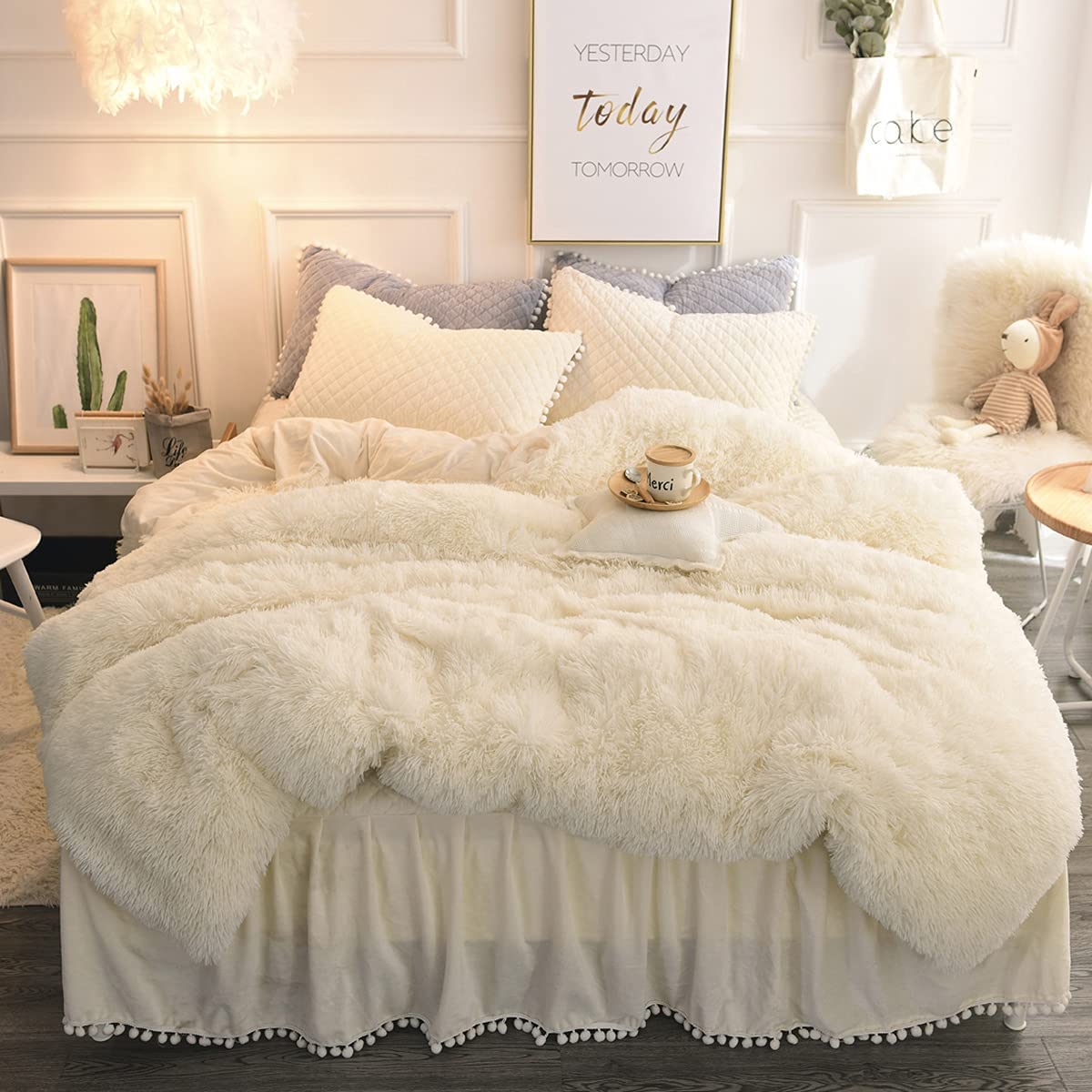 Price:$53.89 Plush Shaggy Duvet Cover Queen 3 Pieces Luxury Ultra Soft Fluffy Crystal Velvet Bedding Comforter Cover with Zipper Closure (1 Faux Fur Duvet Cover + 2 Pillow Shams) 90x90 inches : Home & Kitchen