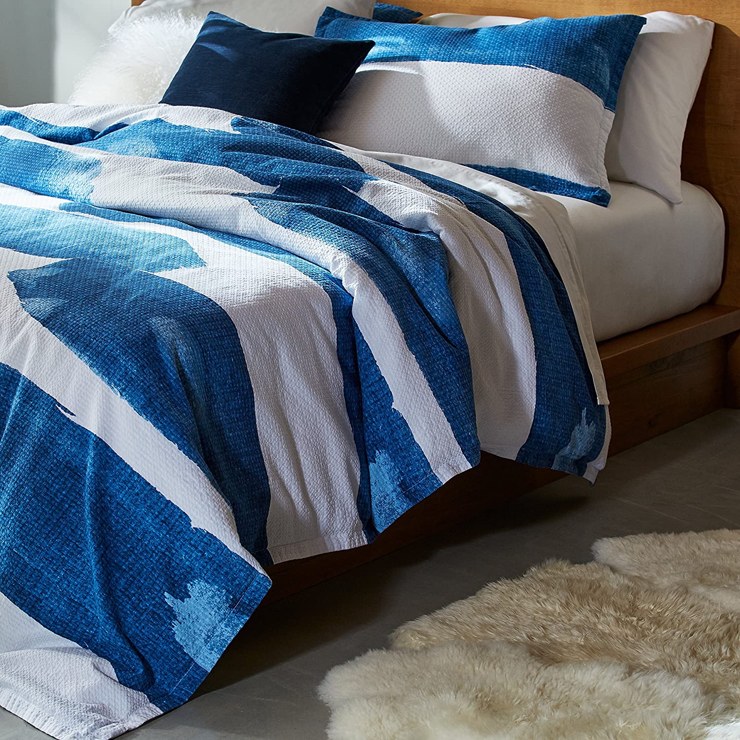Price:$93.99 Brand – Rivet Modern Shibori Watercolor Garment-Washed Stripe, Full / Queen, Duvet Cover Bedding Set, 90" x 90", Indigo : Home & Kitchen