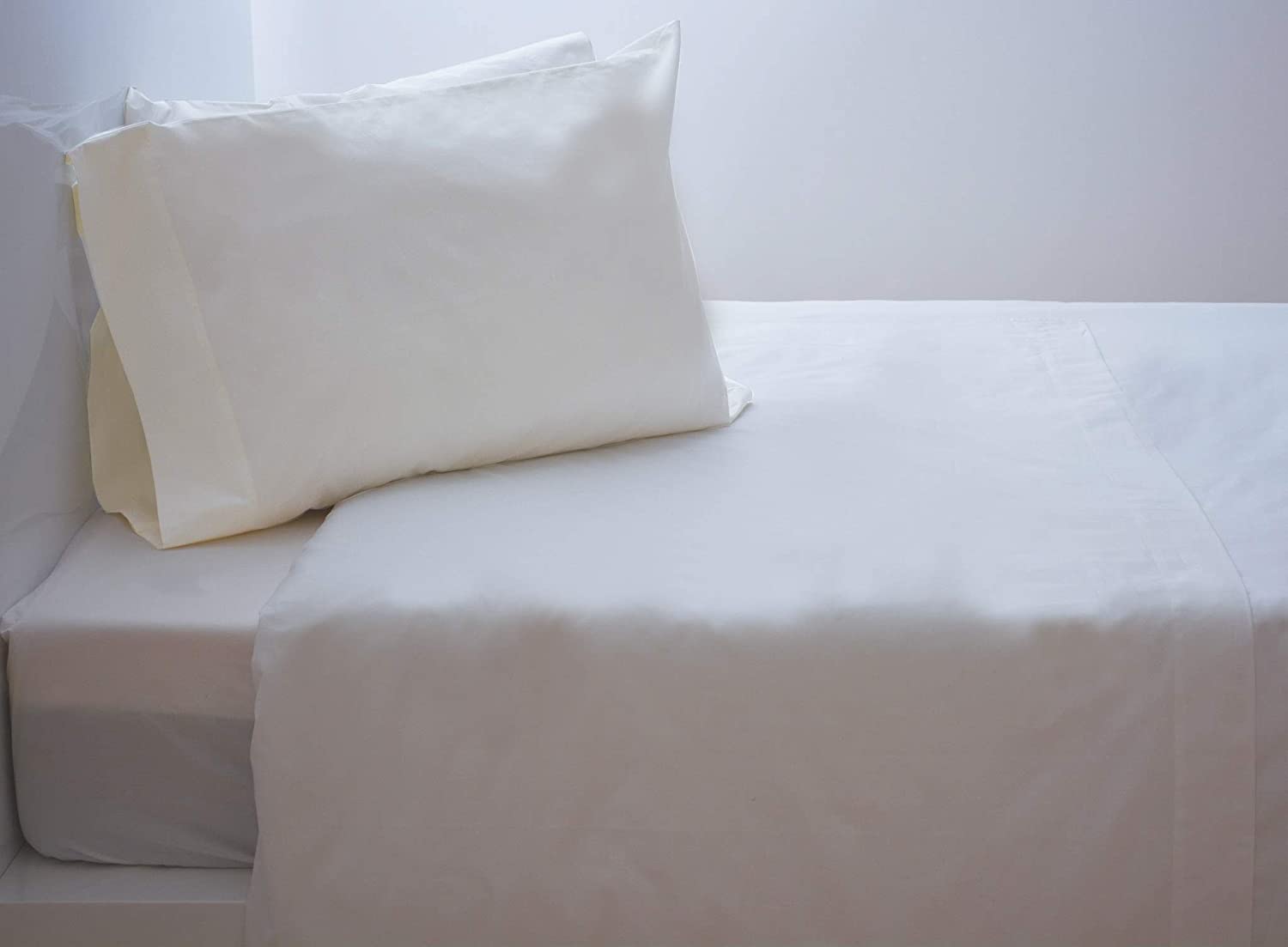 Price:$223.68 Etc Classic Fresh Sheet Set with Duvet Cover, King, White : Home & Kitchen