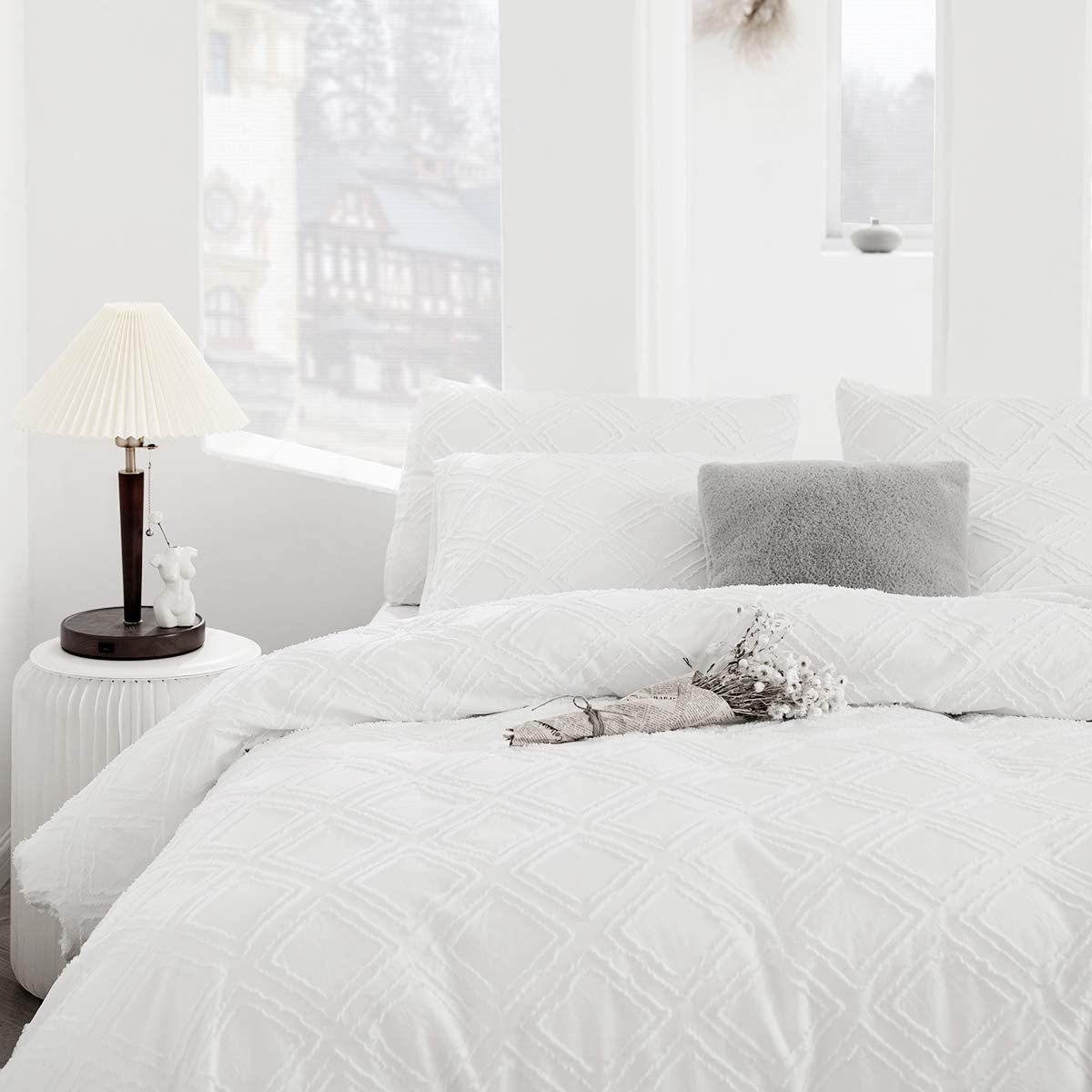 Price:$49.99 Bohemian Tufted Tassels Doona Duvet Cover Set Queen, 100% Washed Microfiber Bedding Sets, Boho Tufted Duvet Cover Set for Girls Women Teens, Comforter Cover with Zipper Closure & Corner Ties : Home & Kitchen