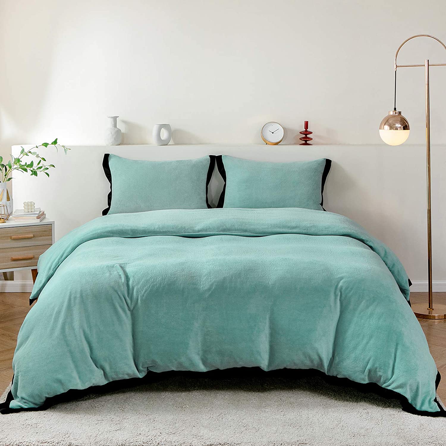 Price:$43.99 Duvet Cover Set Twin, Plush 280GSM Heavyweight Velvet Comforter Set 2 Pieces, Super Soft Fluffy Bed Sets, Solid Color Boho Style 1 Duvet Cover 1 Shams, Lake Blue : Home & Kitchen