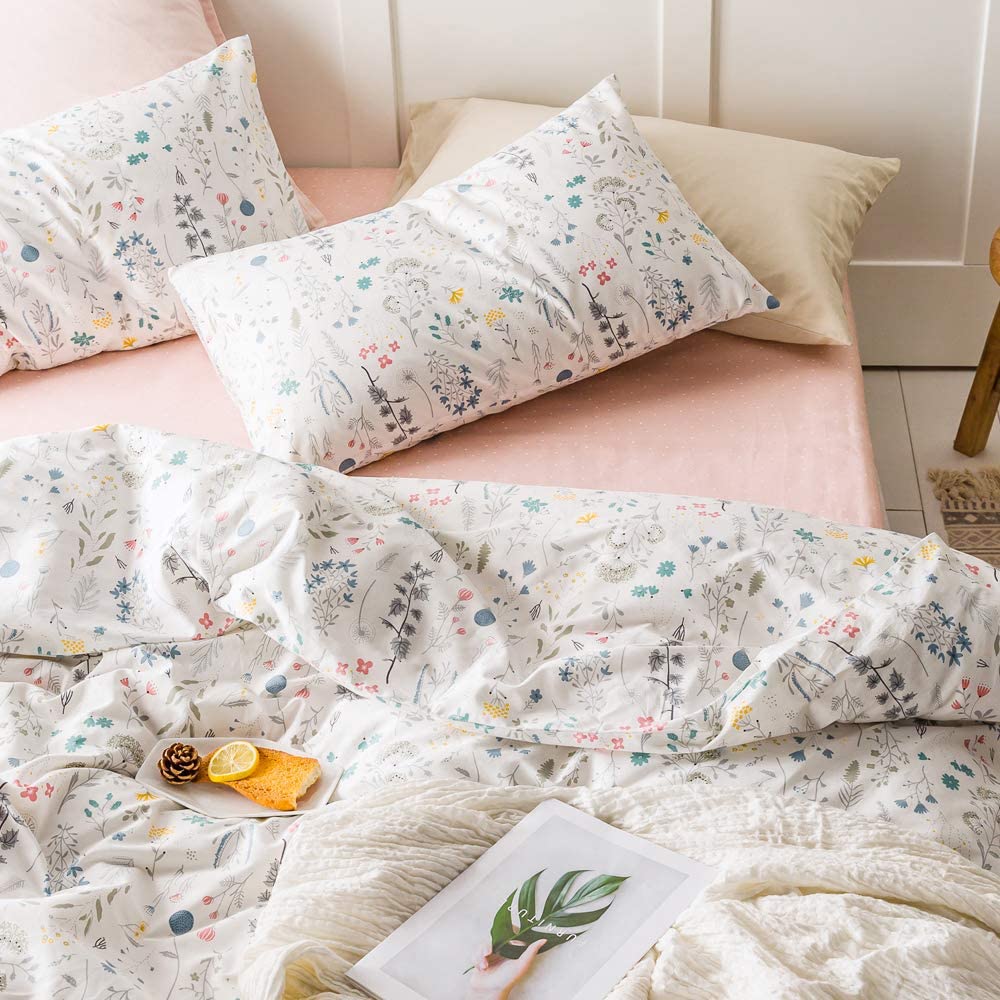 Price:$52.80 Twin Floral Duvet Cover Sets Kids Blossom Bedding Sets Reversible Botanical Pattern Teenagers Girls Duvet Cover with 2 Pillowcases Vintage Garden Plant Quilt Cover Sets for Women : Home & Kitchen