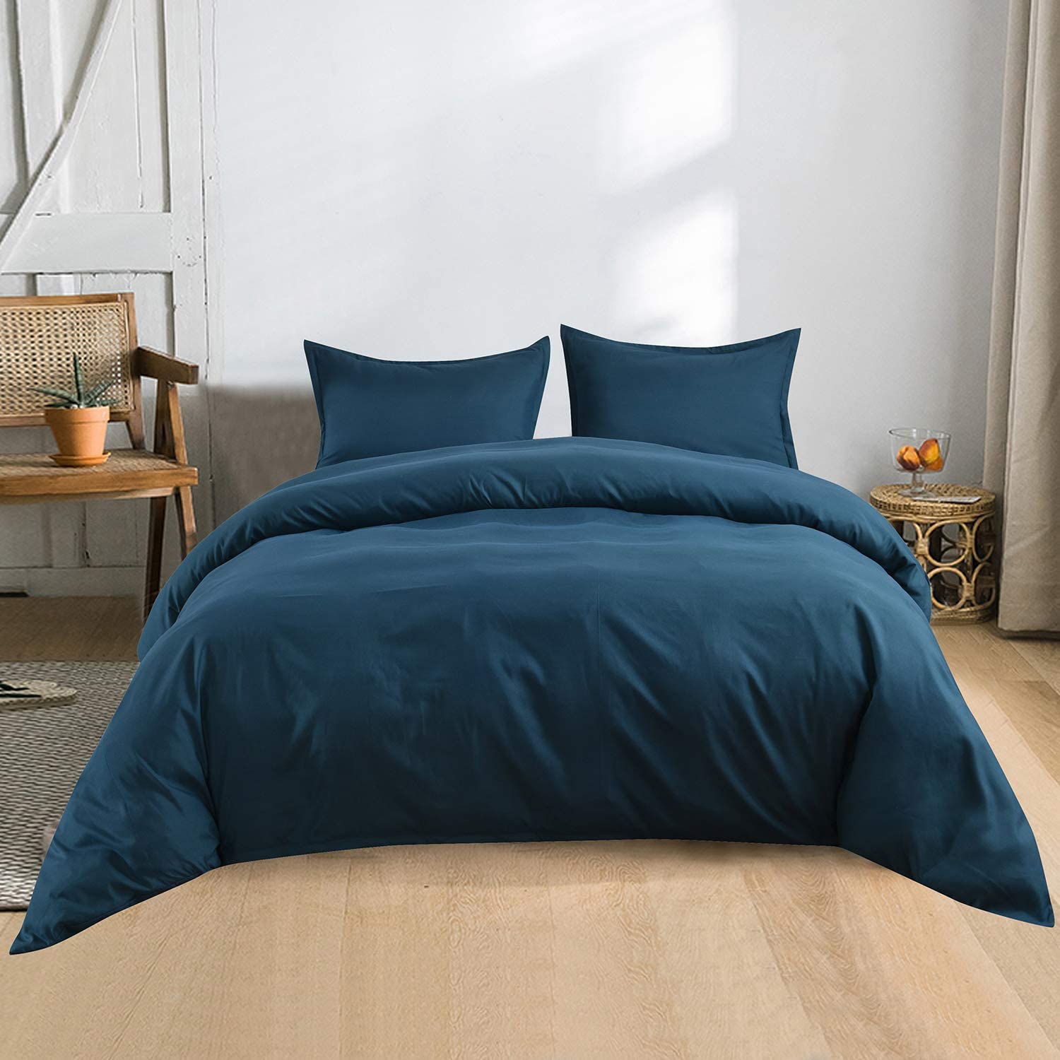 Price:$27.99 Bedding Duvet Cover Set with Zipper Closure, 104 X 90, Lightweight Microfiber Comforter Quilt Cover Set : Home & Kitchen