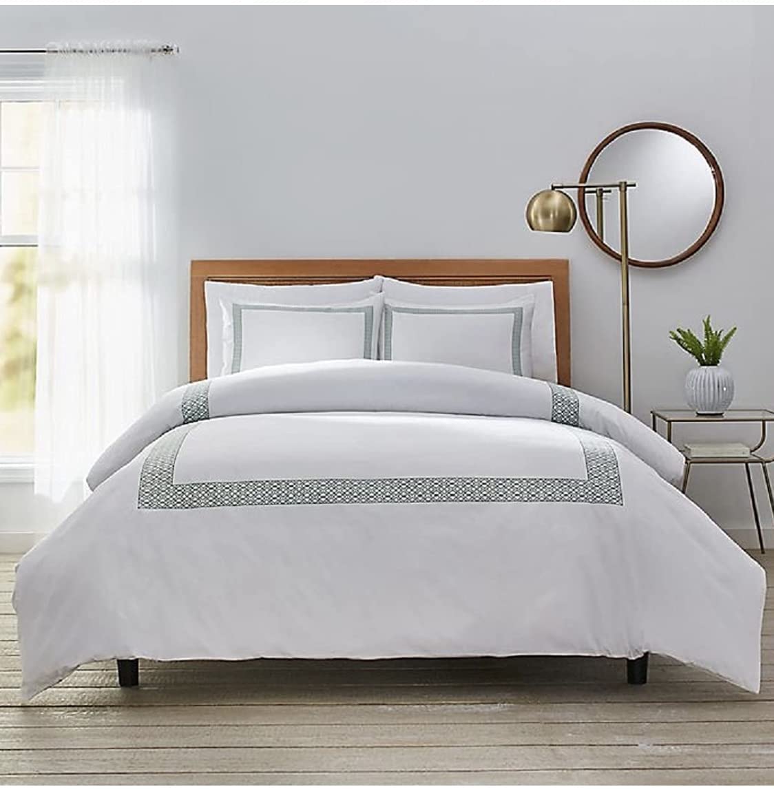 Price:$59.93 3-Piece King Duvet Cover Set in Green : Home & Kitchen