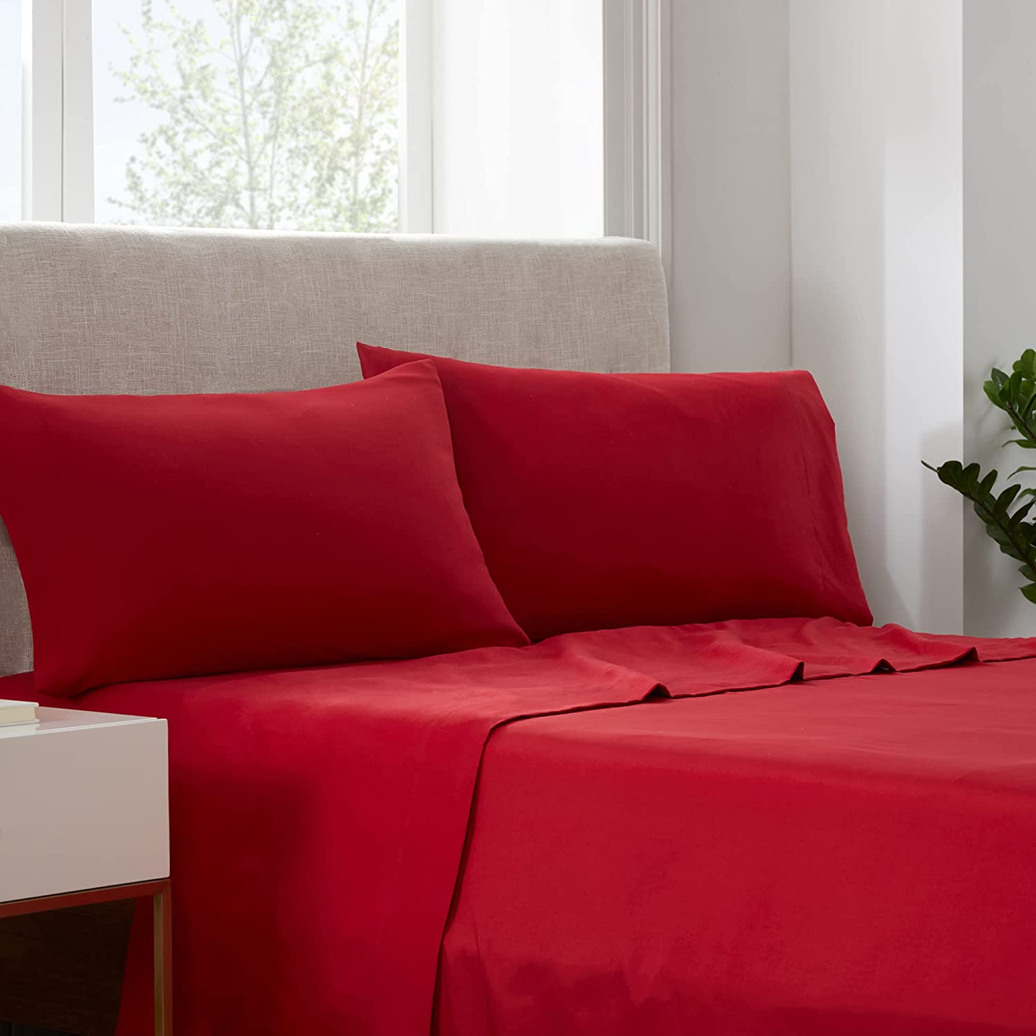 Price:$34.99 Simply Clean Soft Hypoallergenic Stain Resistant Deep Pocket 4 Pieces Solid Bed Sheet Set, King, Red : Home & Kitchen