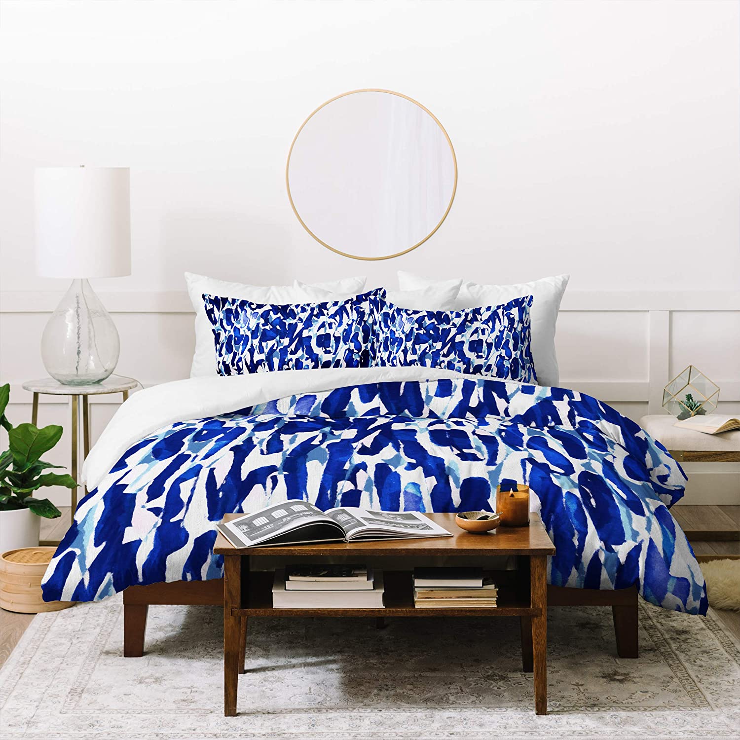 Price:$203.42 Designs Georgiana Paraschiv Blue Shades Duvet Set with Two Pillow Shams, King : Everything Else