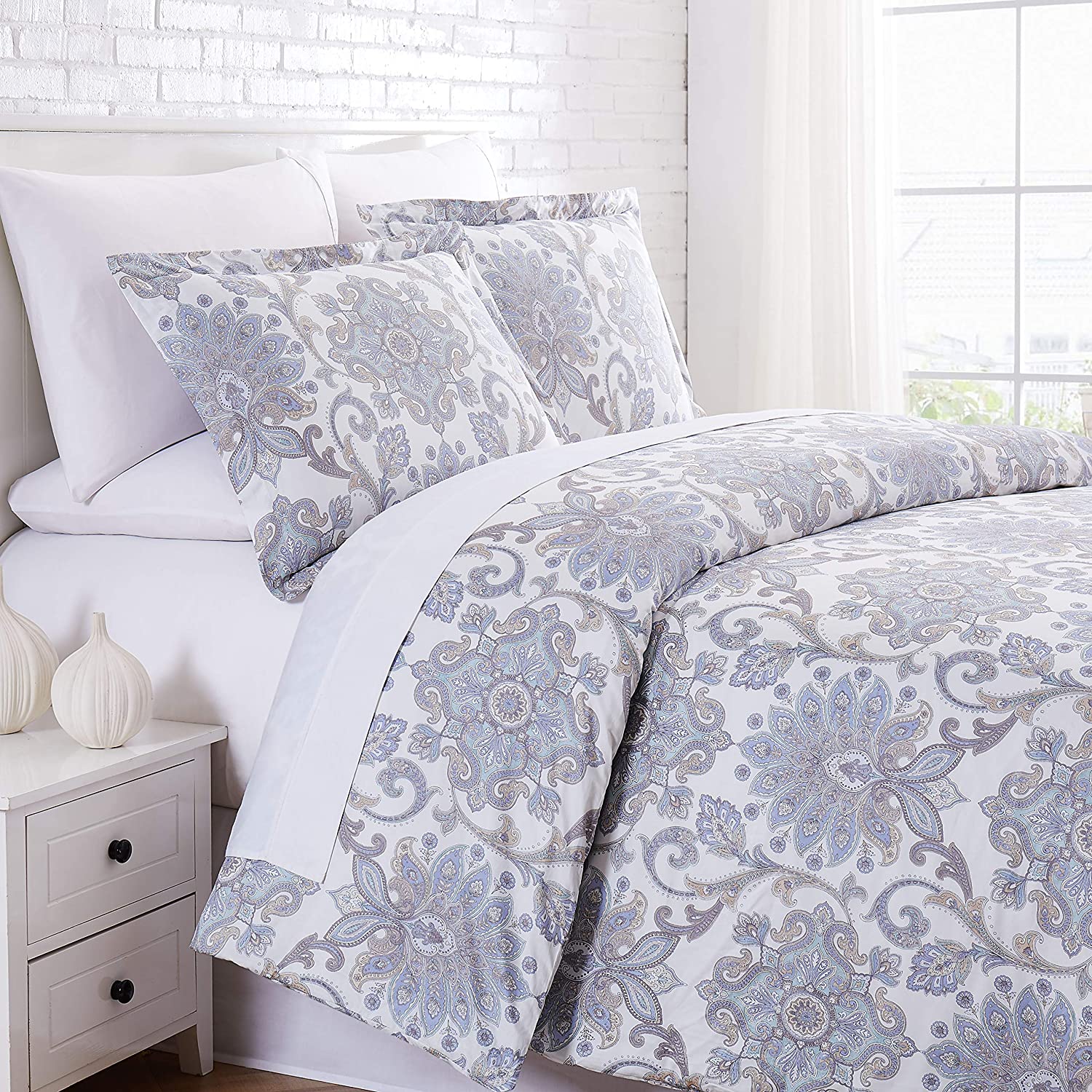 Price:$49.99 FINE LIVING Serenity Collection, 300 Thread-Count, Premium Quality Single-Ply, Long Staple Cotton Sateen Duvet Cover Set, Twin / Twin XL, Aqua : Home & Kitchen
