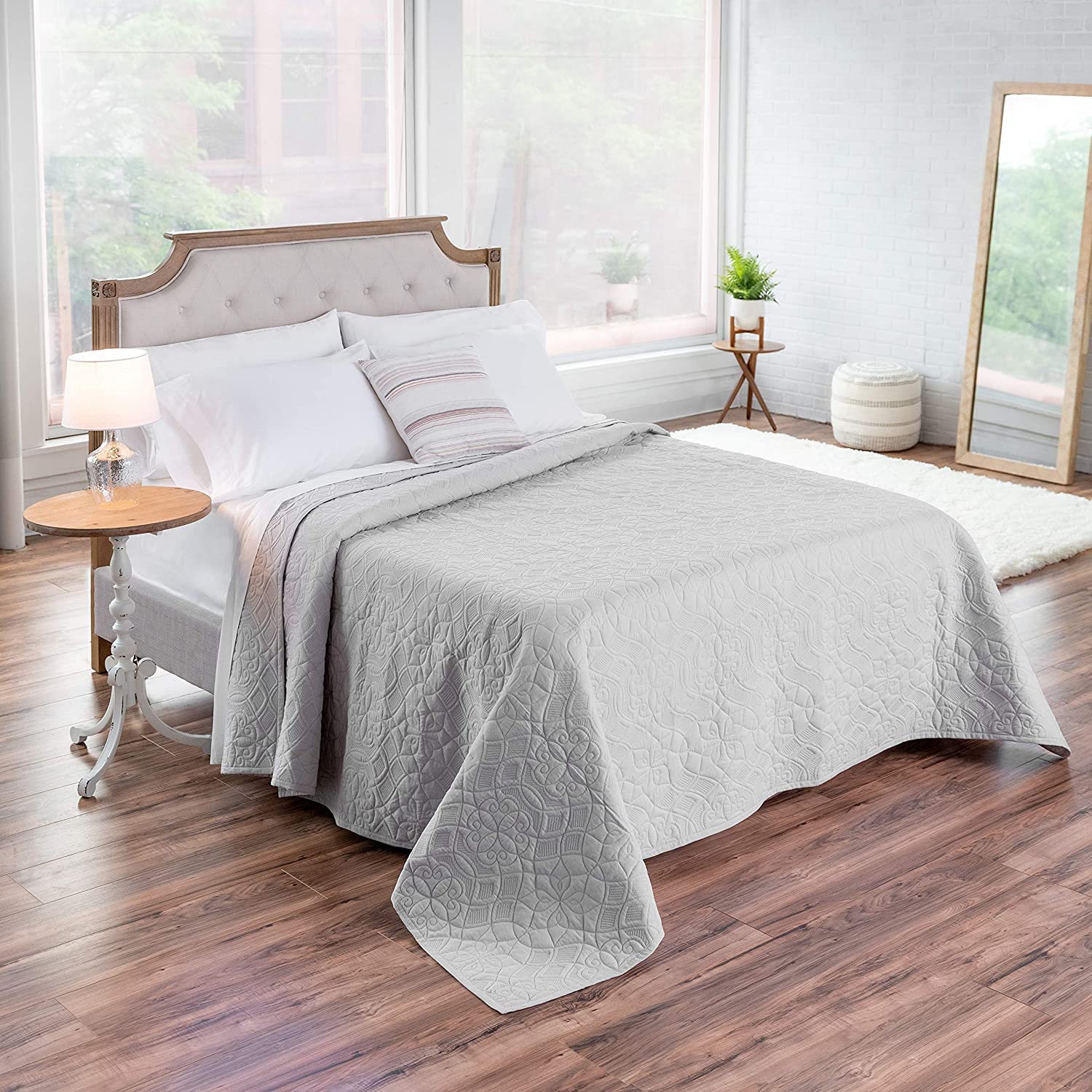 Price:$125.79 Set (Full Size) + Aidan Quilt (96" x 96") | 300 Thread Count Cotton Tencel Lyocell Sateen 4 Piece Set | 100% Cotton Washed Oversize Quilt by Welhome : Home & Kitchen
