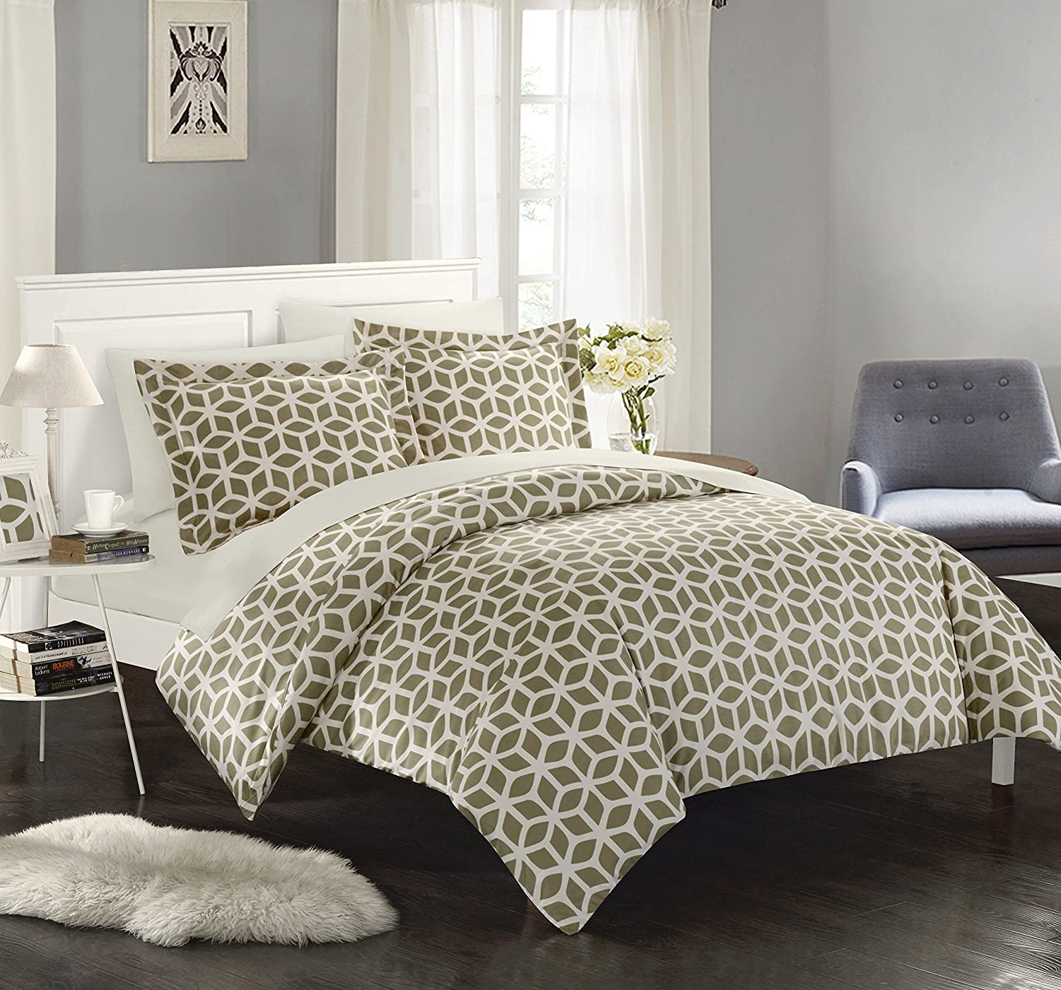 Price:$61.50 Home Elizabeth 9 Piece Reversible Duvet Cover Set Geometric Diamond Print Design Bed in a Bag Bedding Zipper Closure - Sheets Decorative Pillow Shams Included Queen Taupe : Home & Kitchen