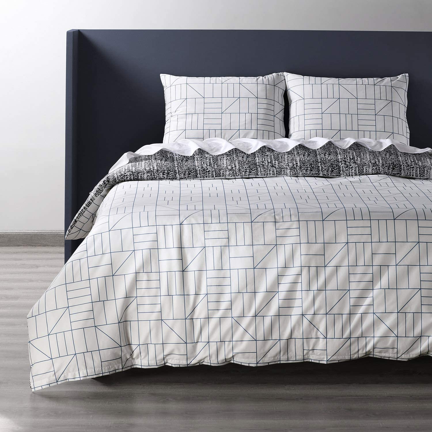 Price:$70.79 Fabrics Furnishings Rave Blue Cotton Percale Printed Reversible Duvet Cover Set, Queen : Home & Kitchen