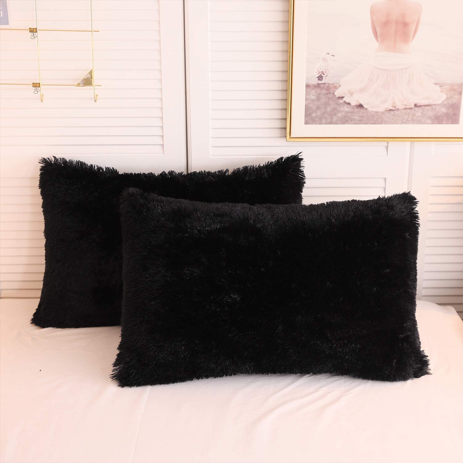 Price:$22.99 Faux Fur Throw Pillow Cases Plush Shaggy Ultra Soft Pillow Cover Fluffy Crystal Velvet Decorative Pillowcases Zipper Closure,Set of 2 (King, Black) : Home & Kitchen