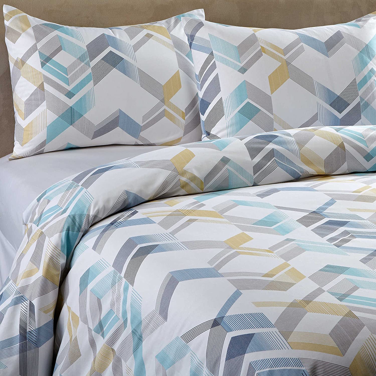 Price:$109.95 Duvet Cover 3 Piece Set Multicolored (King) : Home & Kitchen