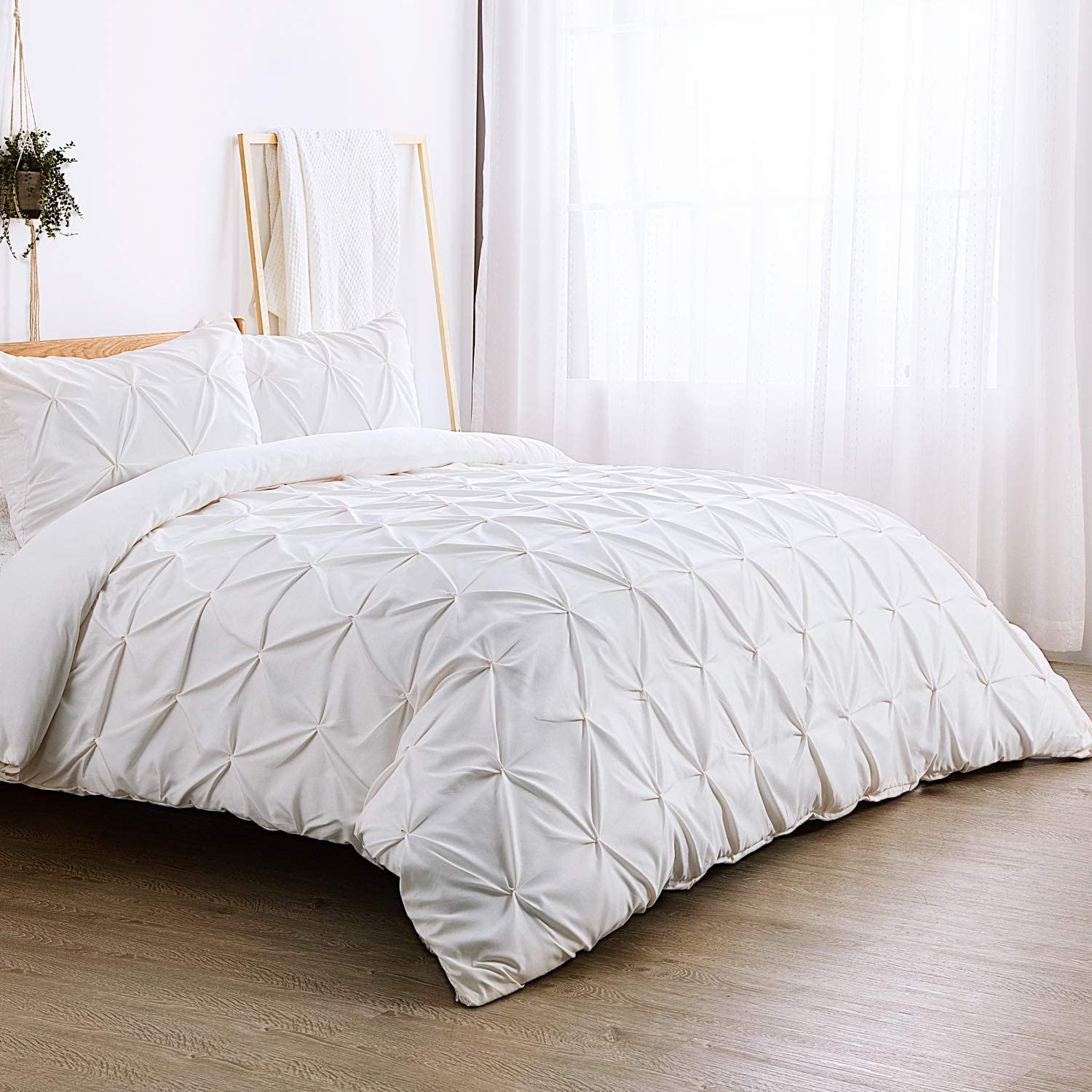 Price:$96.49 Green White Pinch Pleated 3Pc Duvet Cover Set - Oversized King Size 98 x 120 Inches 100% Organic Cotton with Zipper Closure & Corner Ties - Ultra-Soft- 850TC-Machine Washable : Home & Kitchen