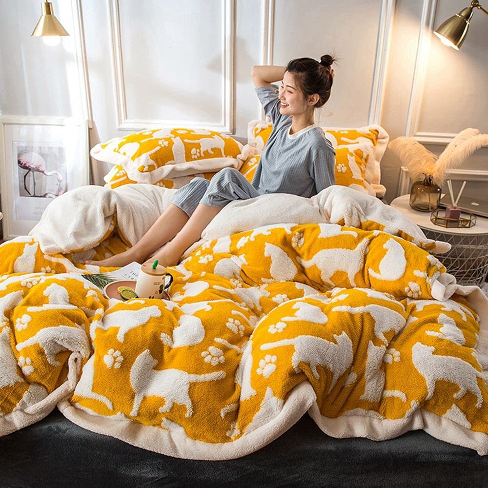 Price:$69.99 Faux Fur Sherpa Duvet Cover Set Queen Cat Fluffy Fuzzy Yellow White Furry 3 Pcs( 1 Comforter Cover, 2 Pillowcases ) Zipper Closure Fleece Velvet Flannel Warm Blanket Quilt Case Bedding Animal : Home & Kitchen
