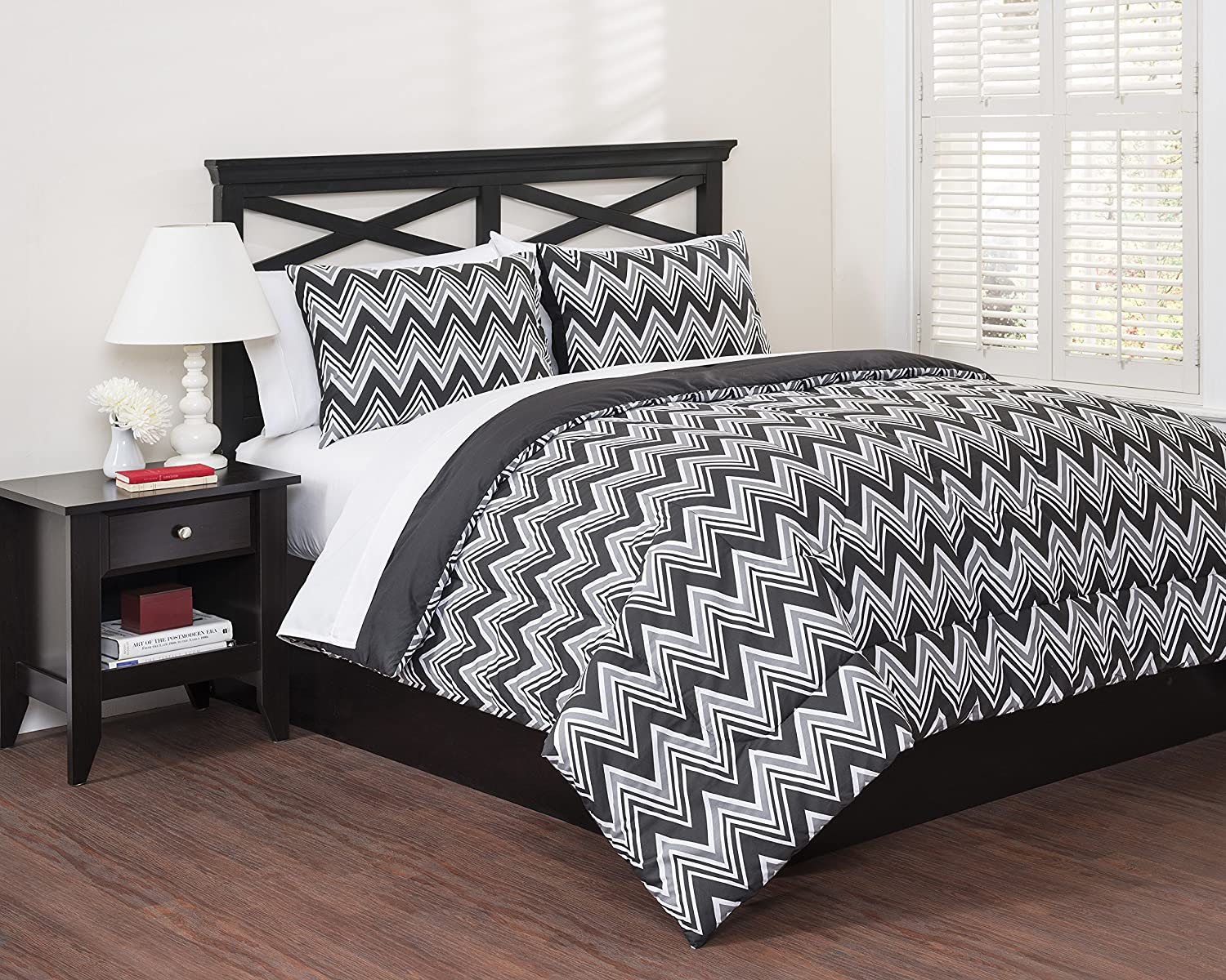 Price:$34.99 Chevron Duvet Set, King, Grey, 3 Piece : Home & Kitchen