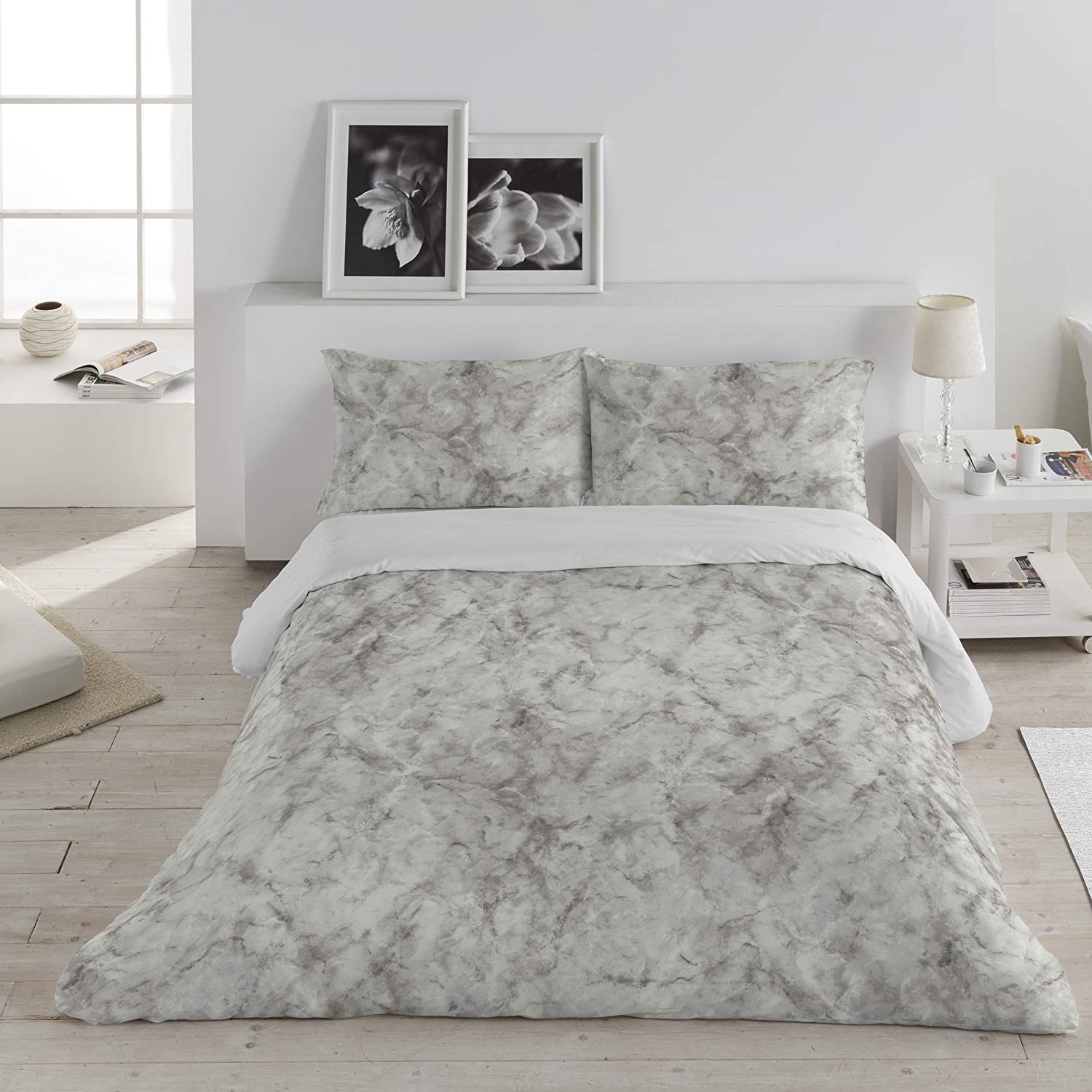 Price:$116.11 Duvet Set : Home & Kitchen