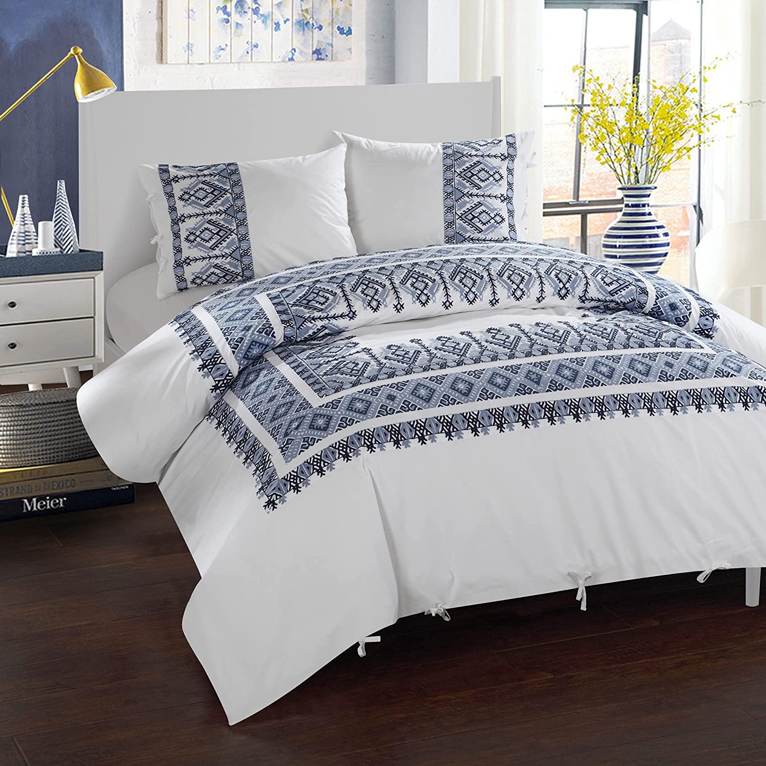 Price:$163.47 Home Sarita Garden Lux-Bed 3 Piece Duvet Cover Set, Full/Queen, Navy : Everything Else