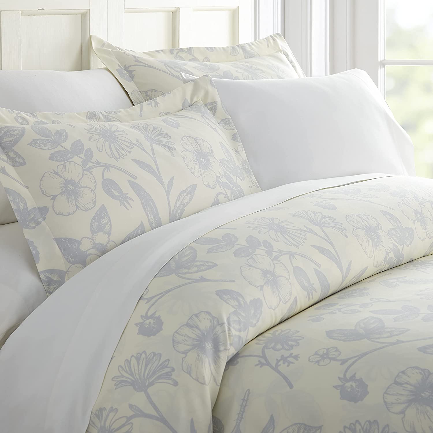 Price:$31.16 Market Premium Duvet Cover Set Patterned, Twin, Garden Light Blue : Home & Kitchen