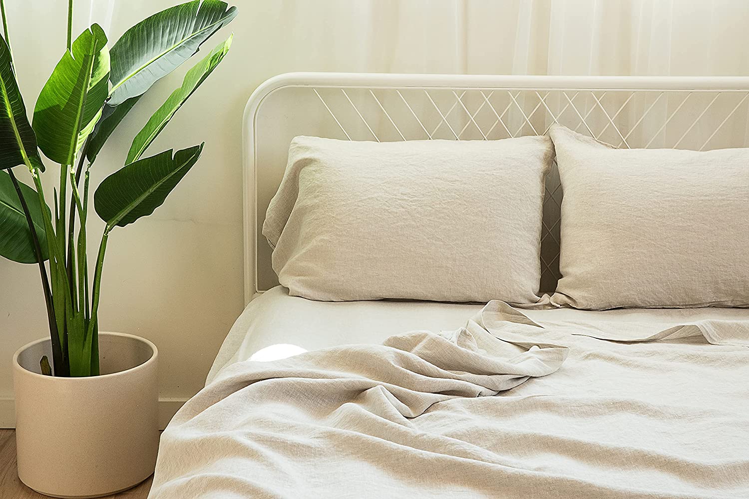 Price:$99.95 Linum 100% Pure French Grown Flax Linen Temperature Regulating Bedsheets 4 Piece Sheet Set Bedding : Home & Kitchen
