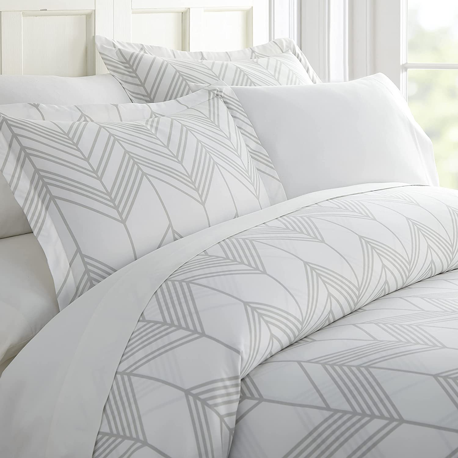 Price:$31.18 Market Premium 2 Piece Duvet Cover Set Patterned, Twin, Alps Chevron Light Gray : Home & Kitchen