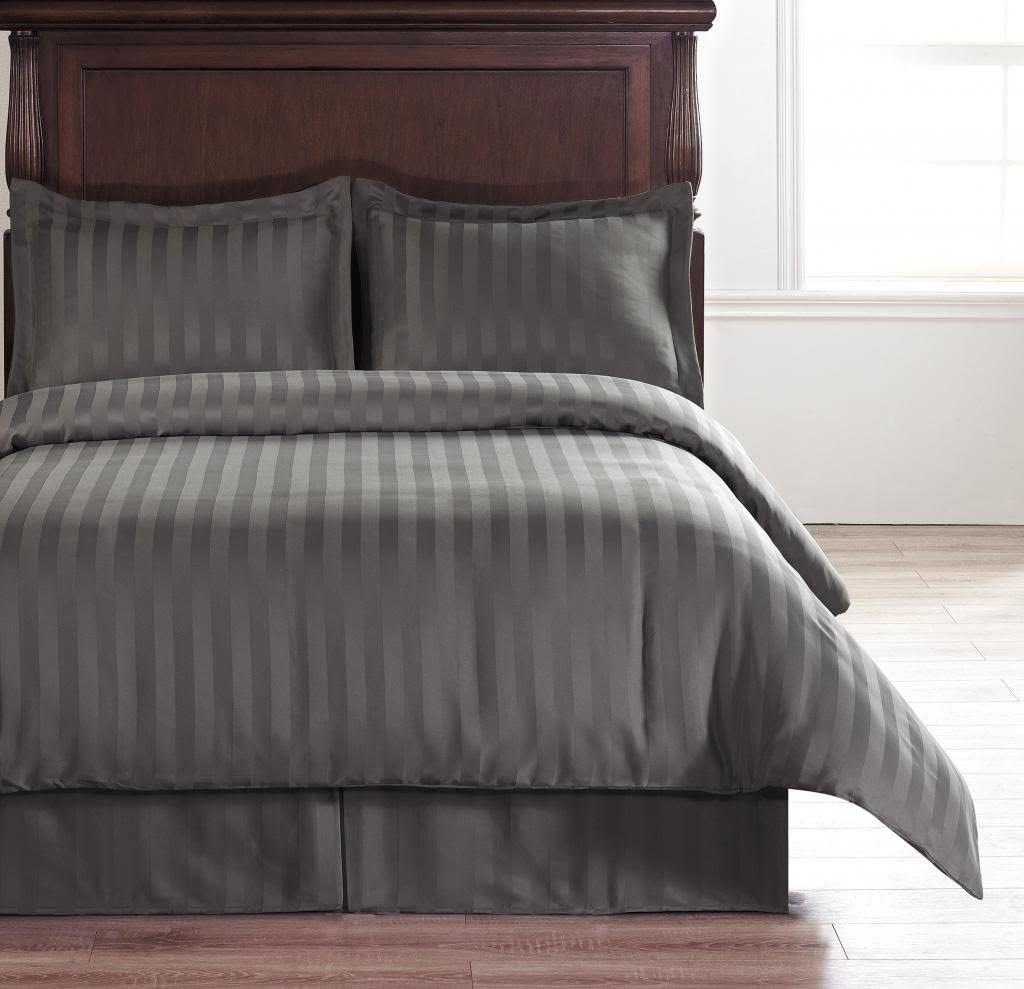 Price:$67.98 Beddings Hotel Collection 4 Piece Reversible Duvet Cover Set with 1 Piece Duvet Insert, Queen, Charcoal Grey : Home & Kitchen