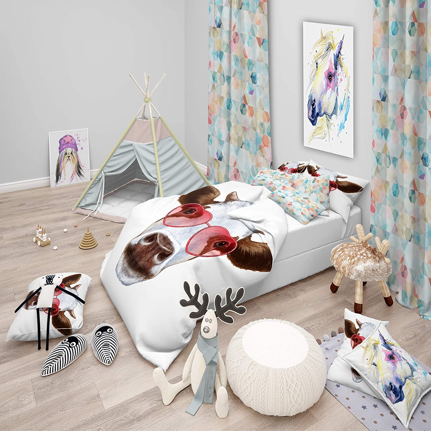 with Red Heart Glasses' Modern & Contemporary Duvet Cover Set : Home & Kitchen