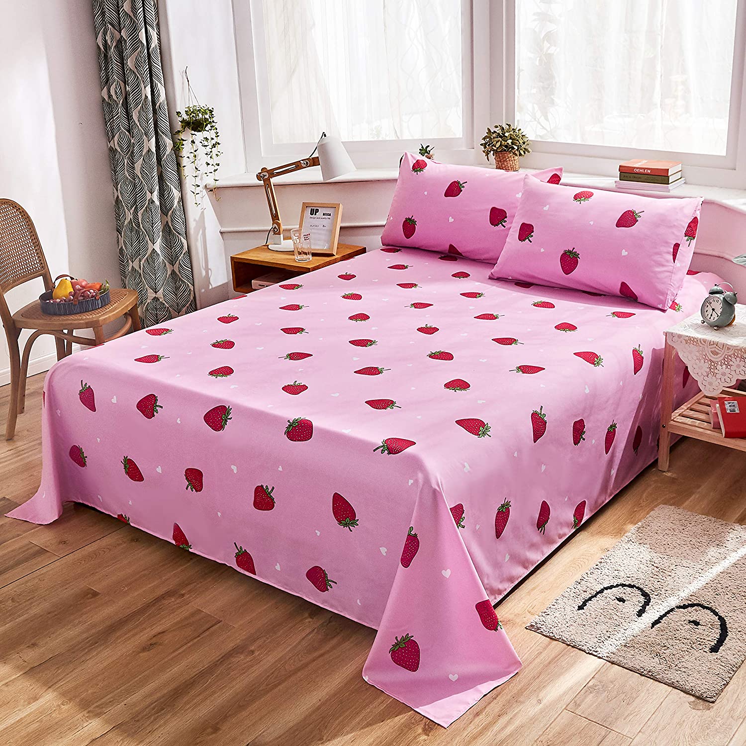 Price:$31.89 Bed Sheet Set Queen Size Kawaii Red Strawberry Pattern Deep Pockets Easy Fit Hotel Luxury 4 Piece - 1 Flat Sheet, 1 Fitted Sheet, 2 Pillowcases Pink : Everything Else