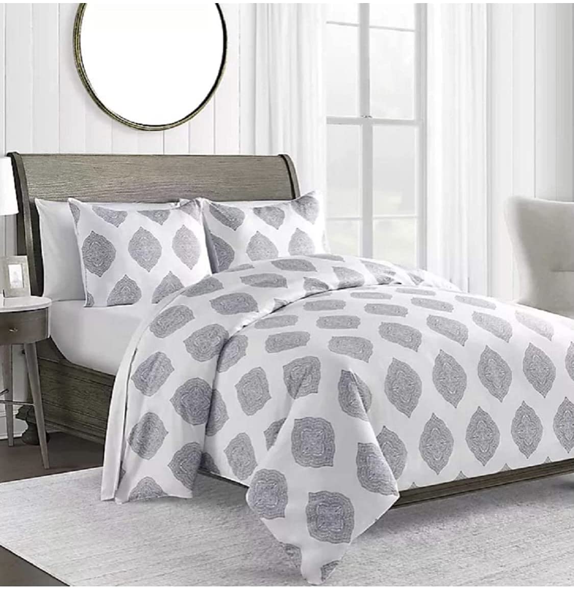 Price:$22.98 450-THREAD-COUNT Cotton Sateen 2-Piece Twin Duvet Cover Set in Blue : Home & Kitchen