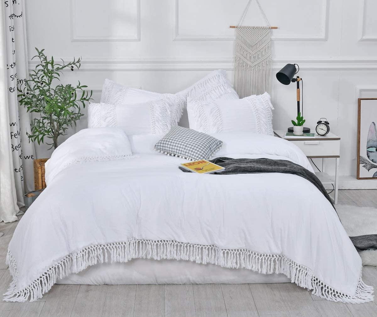 Price:$109.99 White Fringe Tassel King Size Comforter Set,3 Piece Girls Bohemian Bedding Comforter with Ultra Soft Microfiber Inner Fill Bedding : Home & Kitchen